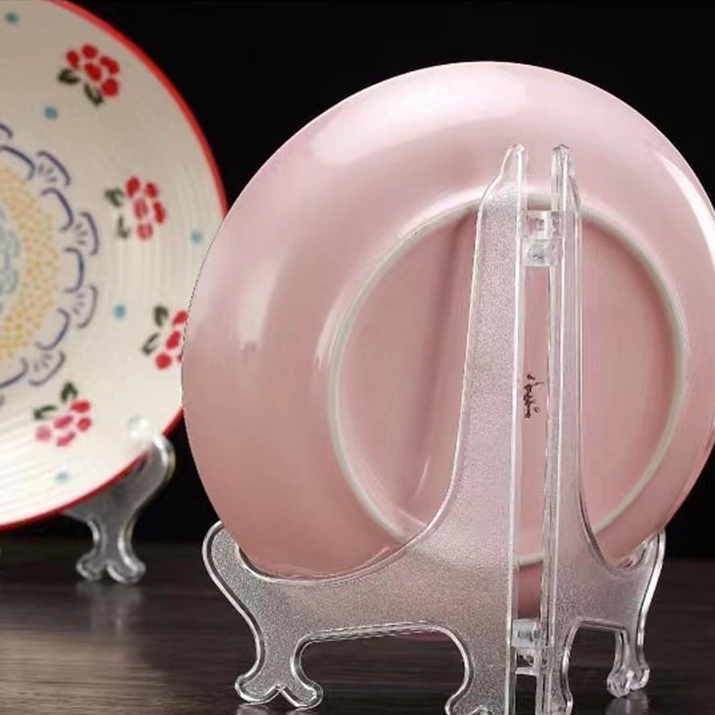 12 Pack 4 Inch Clear Plastic Easels or Stand/Plate Holders to Display Pictures or Other Items at Weddings, Plate Stands for Home Decoration, Birthdays, Tables