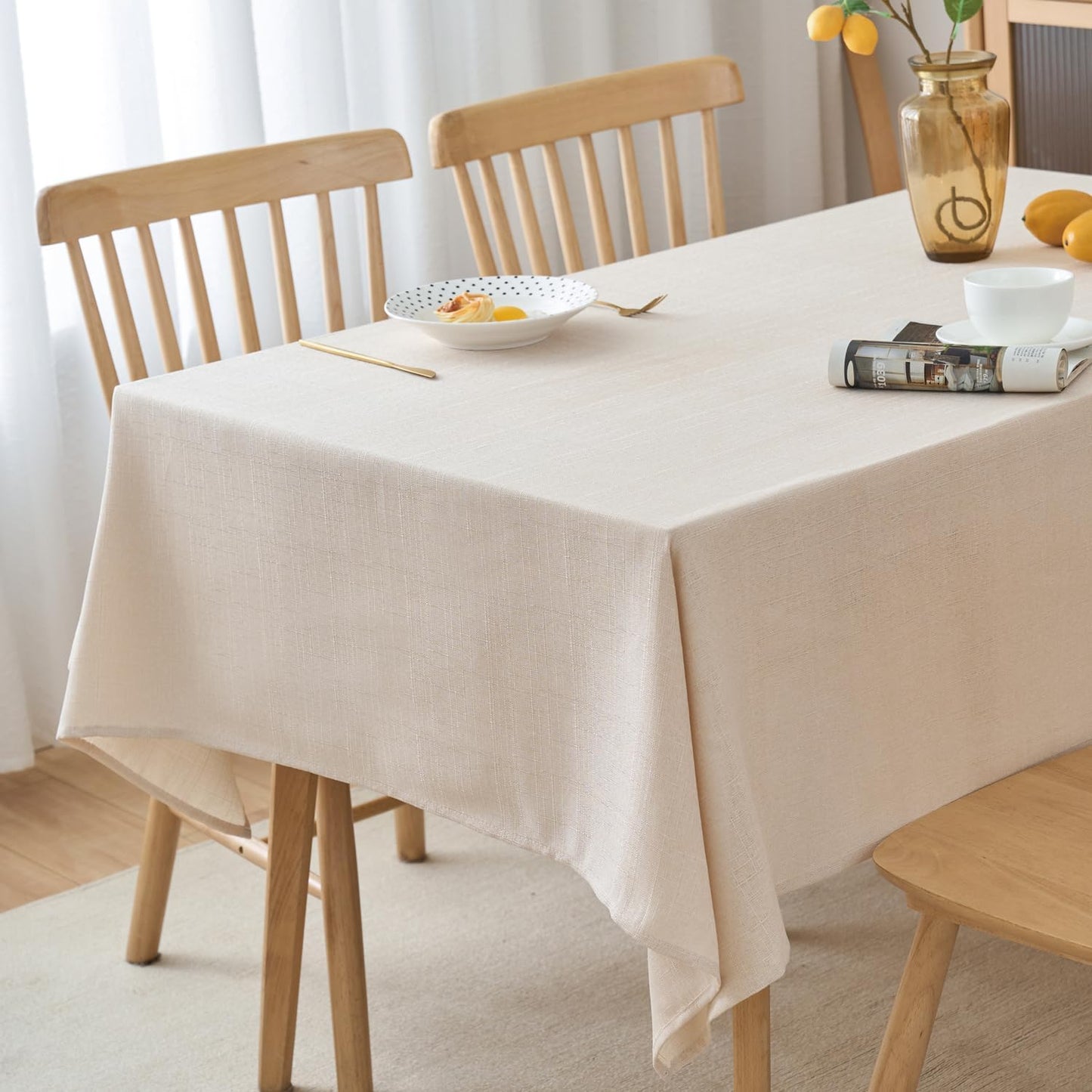 NLMUVW Rectangle Linen Tablecloth 78 Inch, Champagne Tablecloth Textured Water Resistant Farmhouse Table Cover for Cafe Kitchen Dining, 54 x 78 Inch