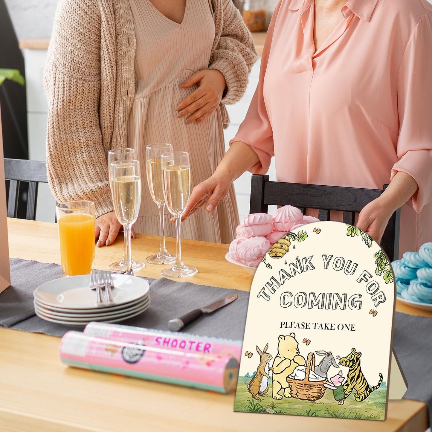 Winnie Bridal Shower Favors Sign, Winnie Decor Bridal Shower Gifts for Guests, Classic Pooh Thank You for Coming Please Take One Sign, Cute Animals Decor Baby Shower Party Supplies 9 * 11IN