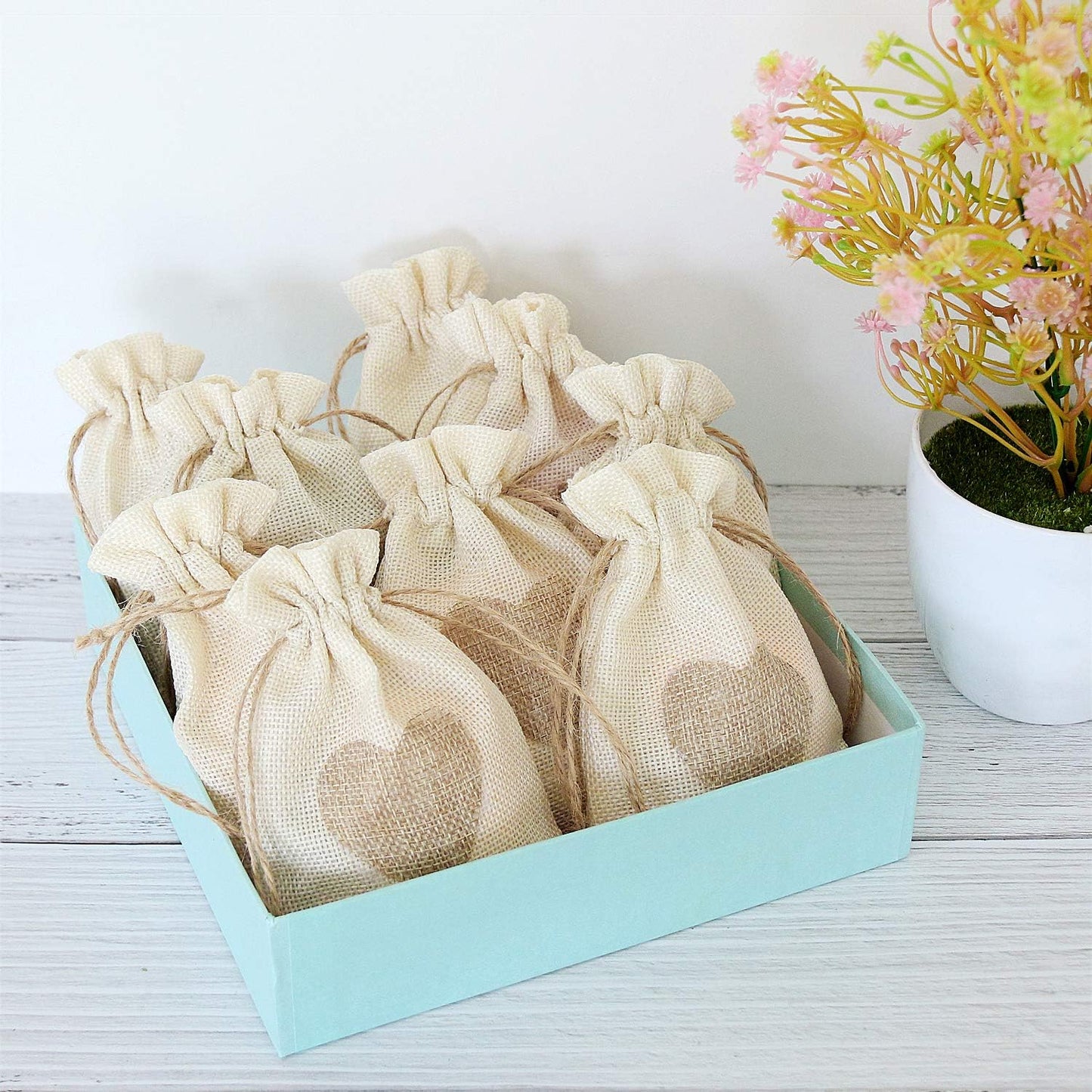 SumDirect Heart Burlap Bags with Drawstring - 36Pcs 4x6 Inch Beige Small Linen Gift Pouch for Wedding,Baby shower Favor Gift Bags