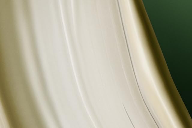 Aesop Geranium Leaf Body Balm | Skin Softening, Hydrating Body Balm | Nut Oils, Geranium Leaf and Citrus Extracts | 16.9oz / 500mL