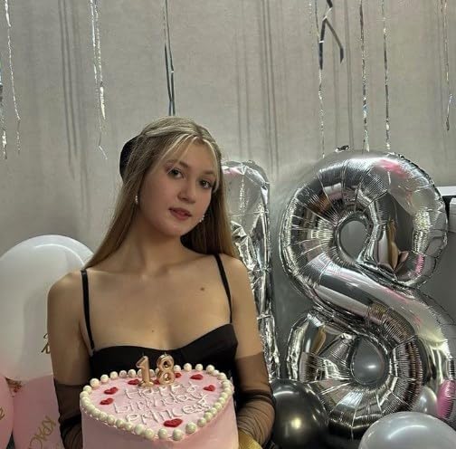 Silver Foil Number 18 Balloon 40 Inch, Helium Mylar Eight Number 18 81 Birthday Balloons, 18th Silver Women Men Wedding Anniversary, Graduations Party Supplies