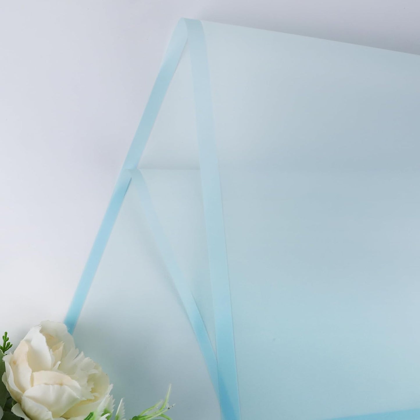 NESCCI 20 Sheet Flower Wrapping Paper - Waterproof Floral Bouquet Wrapping Paper, Florist Supplies Packaging Paper for Wedding Birthday Gift DIY (Translucent Light Blue)