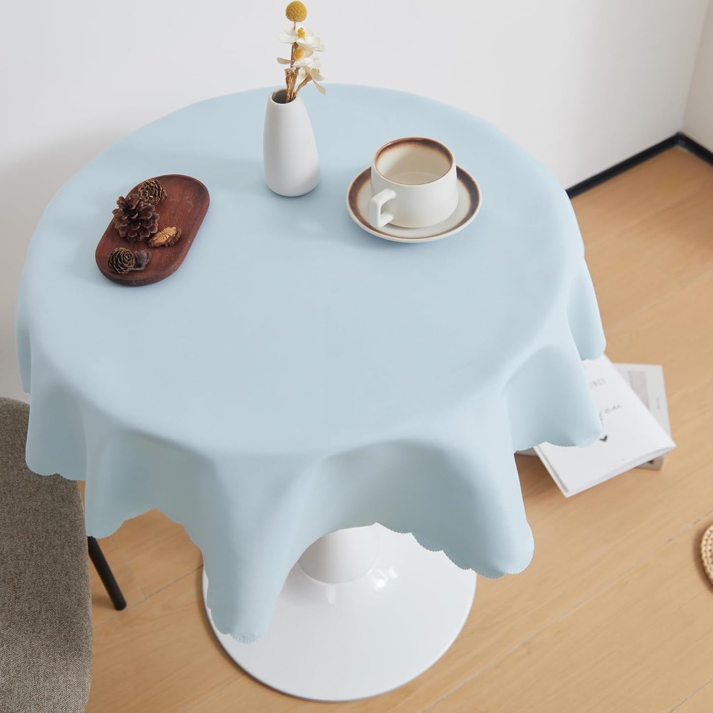 Small Round Light Blue Tablecloth 36 Inch Polyester Fabric Washable Table Cover Decorative Wrinkle Resistant Solid Color Table Cloth for Dining Party Wedding Camping