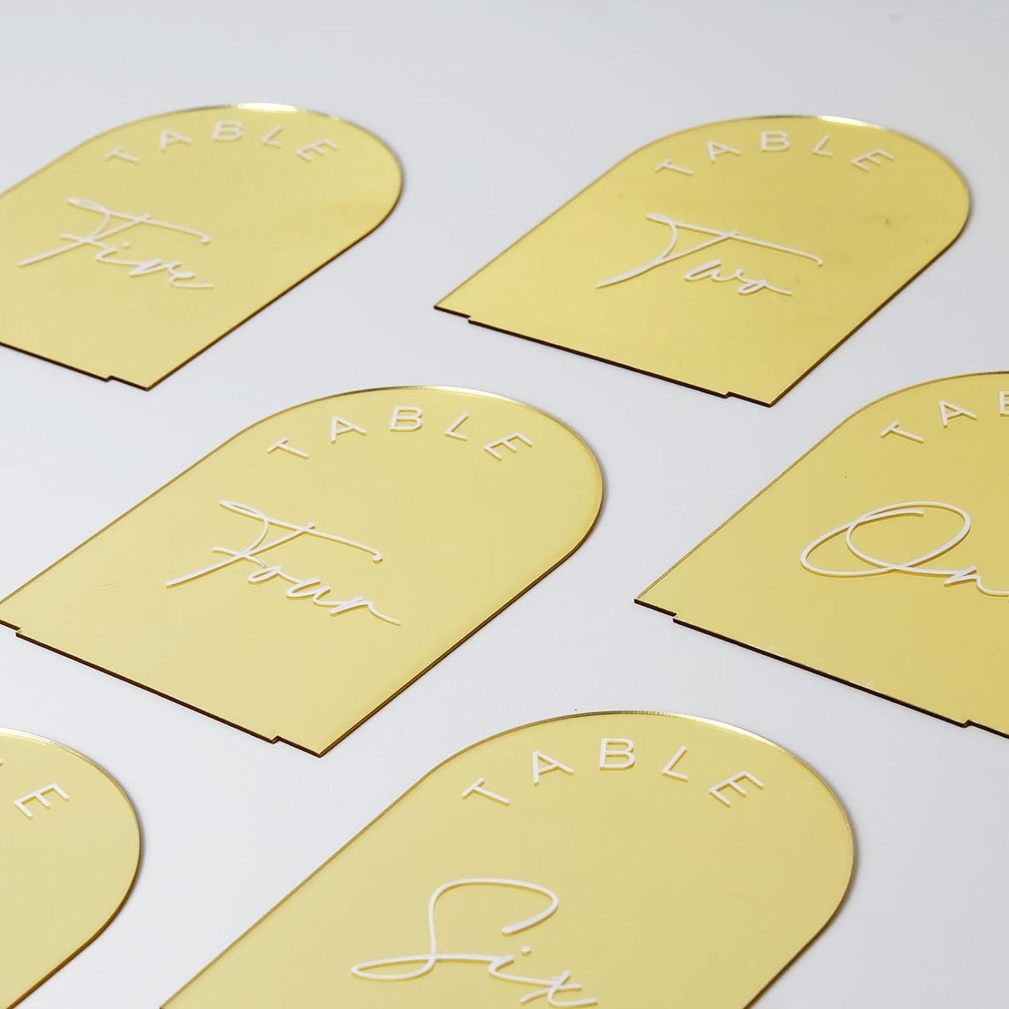 Gold Mirrored Arch Wedding Table Numbers 1-20 with Stands, 5x7 Inch Acrylic Arch Sign with Holder, Table Numbers 1-20, 5"x7")