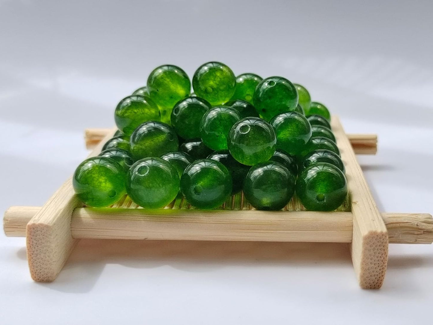 Stone Beads 10mm 60pcs Green Chalcedony Beads Round Loose Gemstones Beads for Bracelet Necklace Jewelry Making (10mm, 61034 Green Chalcedony)