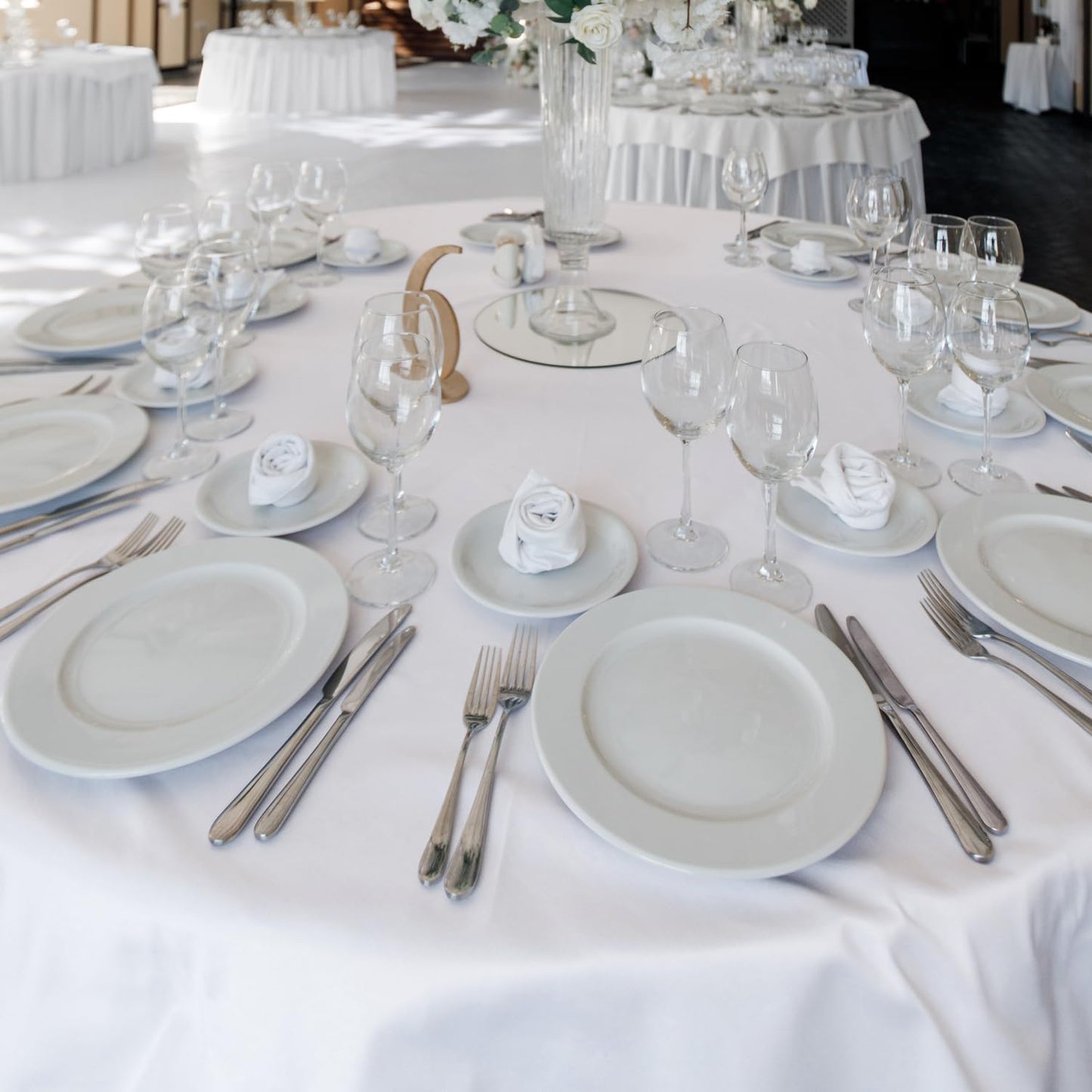 Fitable 6 Pack White Round Table Clothes - 90 Inches in Diameter - Stain Resistant and Washable Tablecloths, Polyester Fabric Table Covers for Wedding, Party, Banquet, Gathering