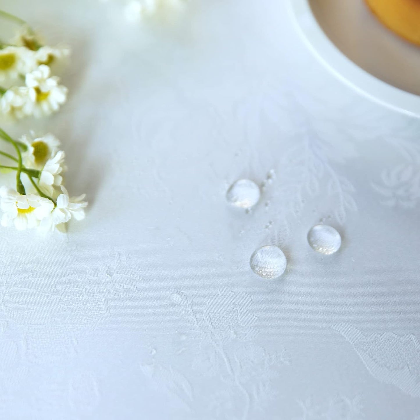 Beige lace Premium Square Farmhouse Tablecloth Waterproof OilProof SpillProof AntiShrink Soft Wrinkle Resistant Decorative Fabric Table Cover Kitchen Dinning Party Wedding Banquet