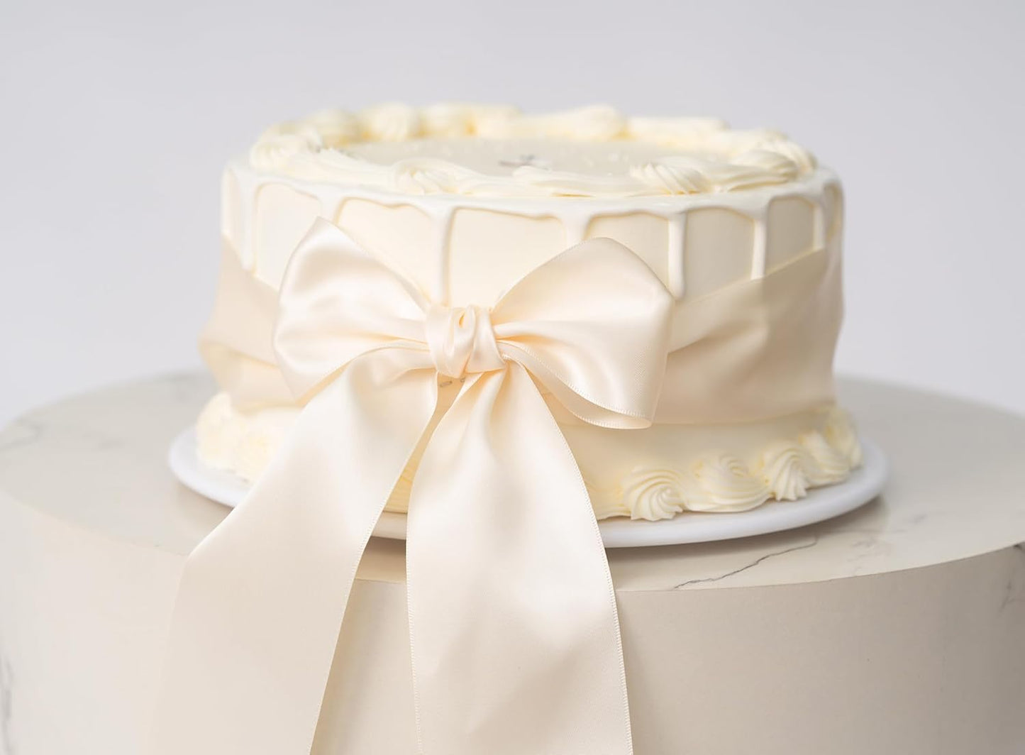 Ivory Satin Ribbon 2.5 Inch Double-Faced Polyester Cream Ribbons 25 Yards for Christmas Gift Bows Crafts Floral Bouquet Wedding Invitations