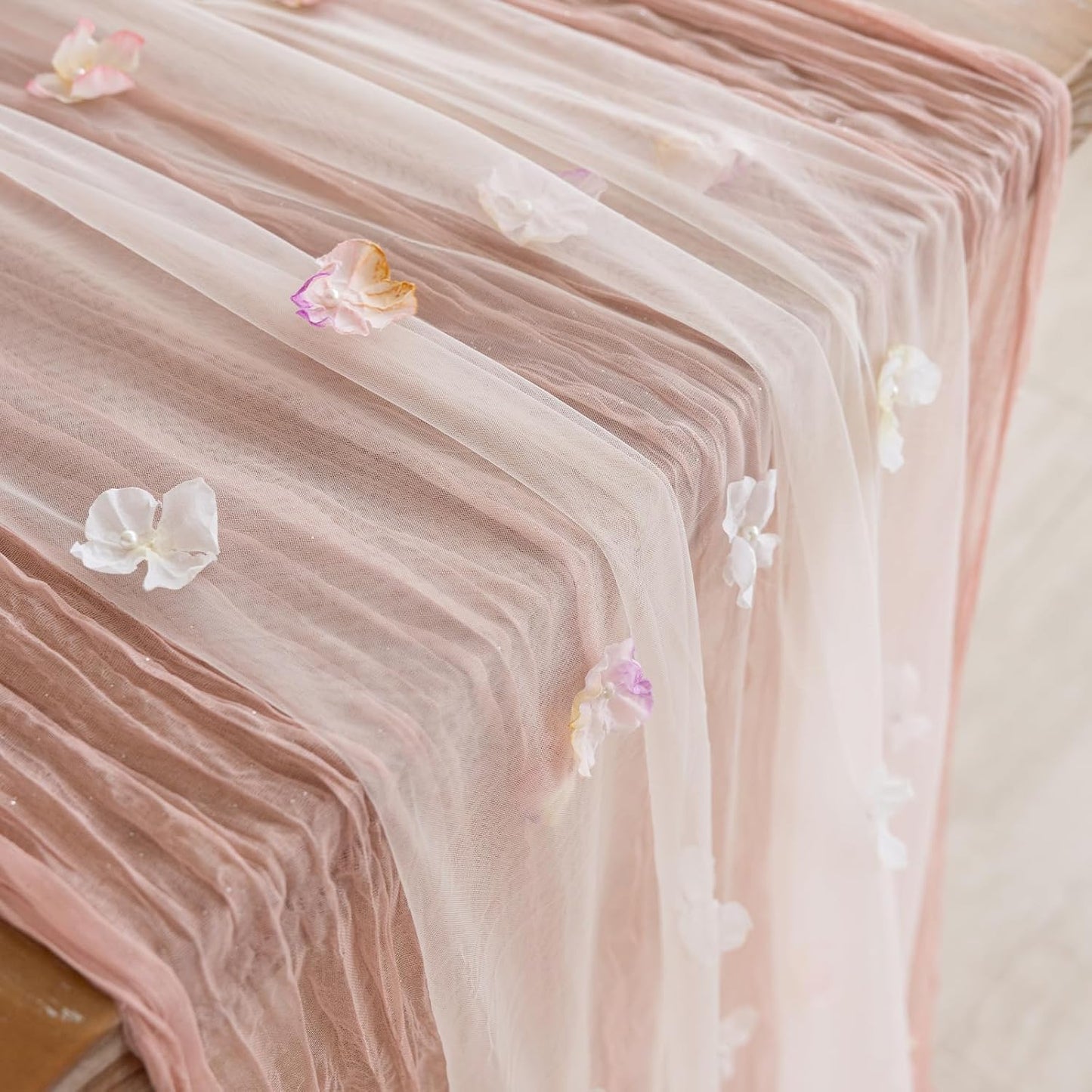 Romantic Artificial Floral Table Runner 10ft Gauze Tulle Lace Table Runner Set for Wedding Baby Shower Bridal Shower Holiday Kitchen Dining Table Decoration for Home Party Special Occasion