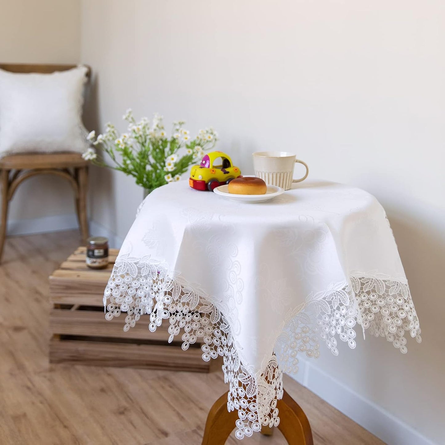 White lace Premium Square Farmhouse Tablecloth Waterproof OilProof SpillProof AntiShrink Soft Wrinkle Resistant Decorative Fabric Table Cover Kitchen Dinning Party Wedding Banquet