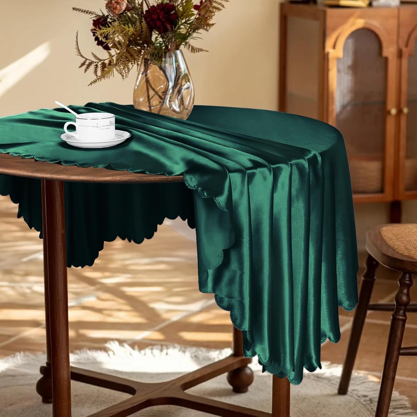 KKJIAF 1 Pack 60 Inch / 5ft Round Table Cloth, Hunter Green Overlay Round Satin Table Cover, Silky Satin Dining Tablecloths for Wedding Buffet Parties Banquet Decoration