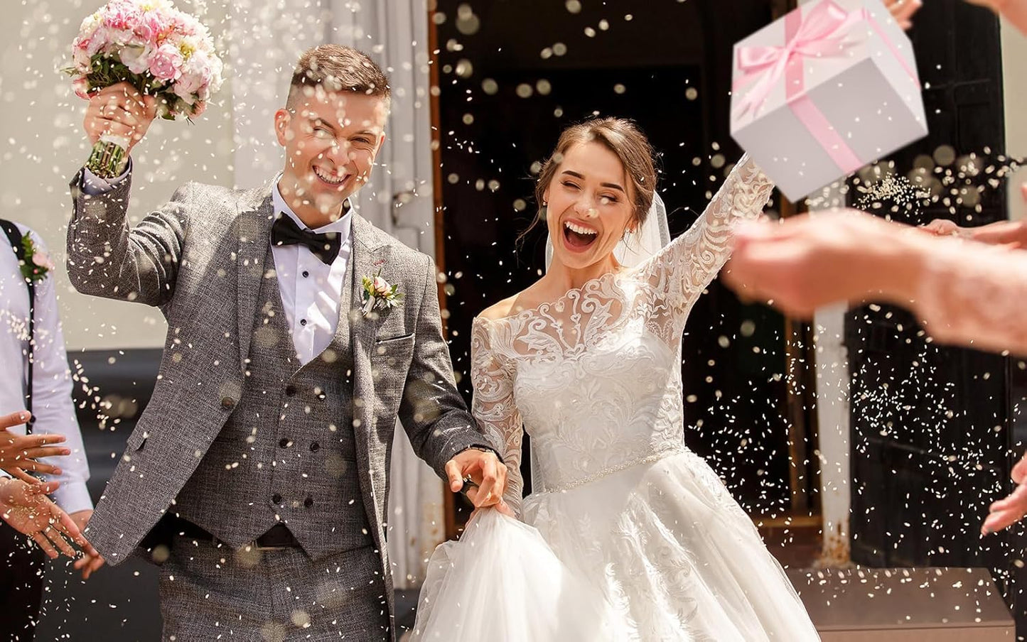 MESHA Gift Boxes 6x6x4'' 400 Pack White, Small Cardboard Gift Box with Lids Bridesmaid Proposal Gifts Box, Paper Gift Boxes Bulk for Present, Bridal, Wedding, Party, Groomsmen, Cupcake