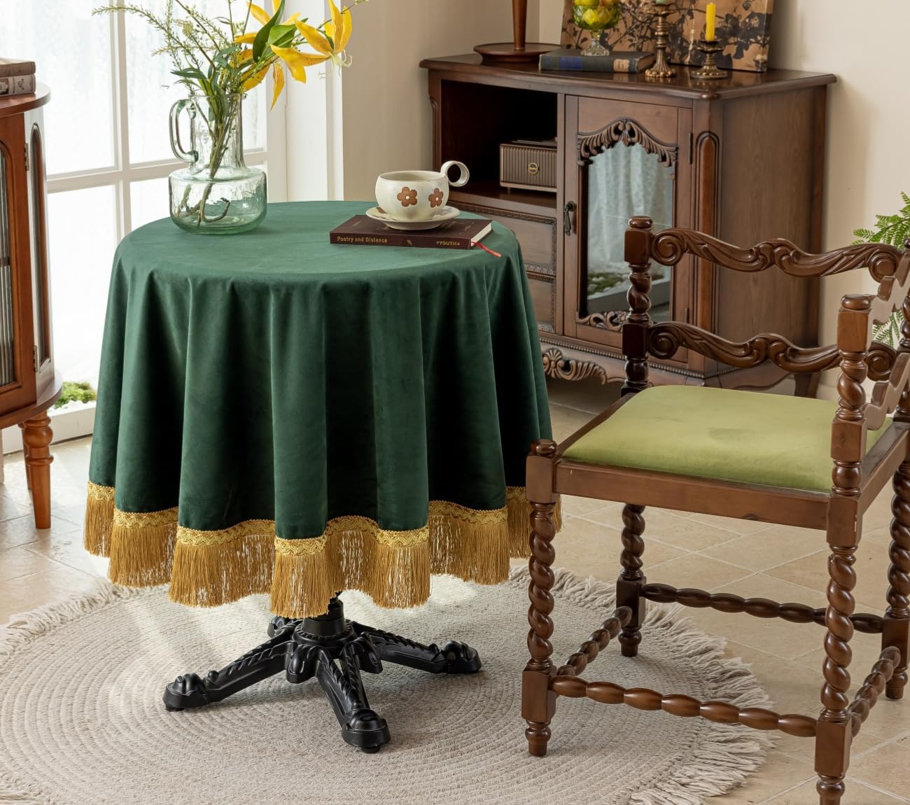 F-CHU Green Tablecloth Thickset Velvet Tablecloth with Beautiful Gold Tassels Vintage Table Cloth for Home Decor Wedding, Party, Banquet and Events 70" Round