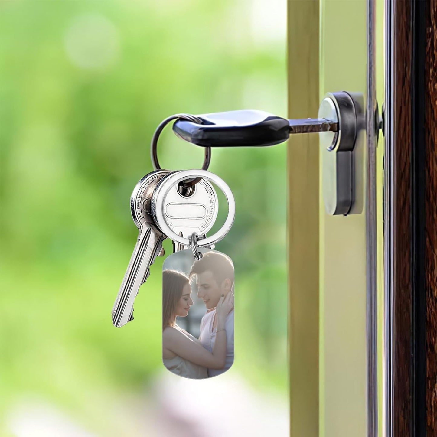 Custom Keychain, Personalized Keychain with Photo, Perfect Creative Gifts Suitable for Friend and Family