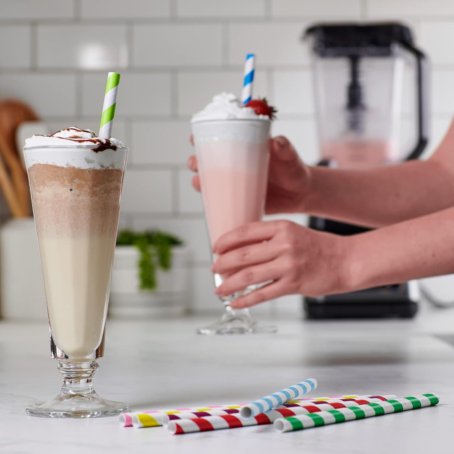 Comfy Package [Case of 2000] Jumbo Paper Smoothie Straws, 100% Biodegradable Paper Boba Straws, Disposable Milkshake - Assorted Colors