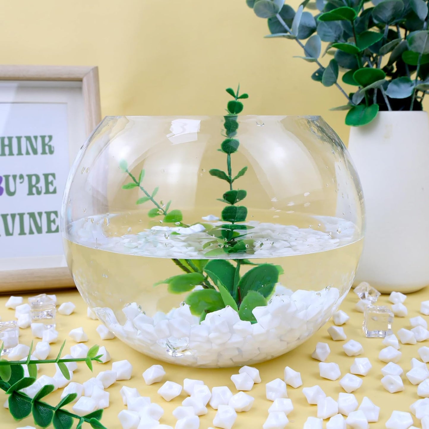 YATOJUZI 500pcs Fake Ice Cubes White Acrylic Crushed Rocks Vase Fillers Plastic Diamonds Gems for DIY Party Wedding Centerpiece Table Scatter Prop Display 0.5" (Only White)