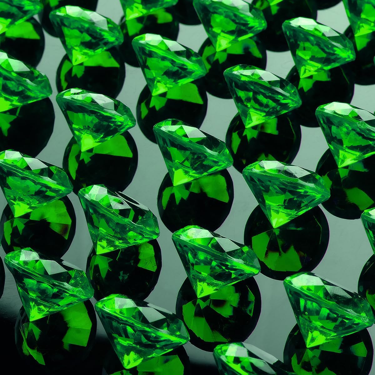 Acrylic Diamond Fake Gems Vase Filler, Babenest 240pcs 3/4 Inch Faux Diamonds Crystals Jewels for Table Scatters Wedding Party Event Arts & Crafts Birthday Decoration Favor (240, Green)