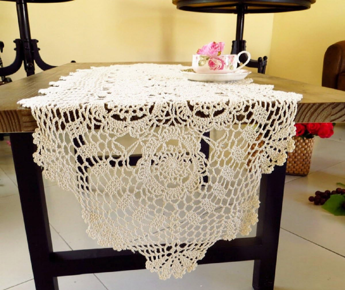 Cotton Handmade Crochet lace Table Runners Oval Tablecloth Doilies Doily Table Dresser Scarf Décor,15x27 inch,White