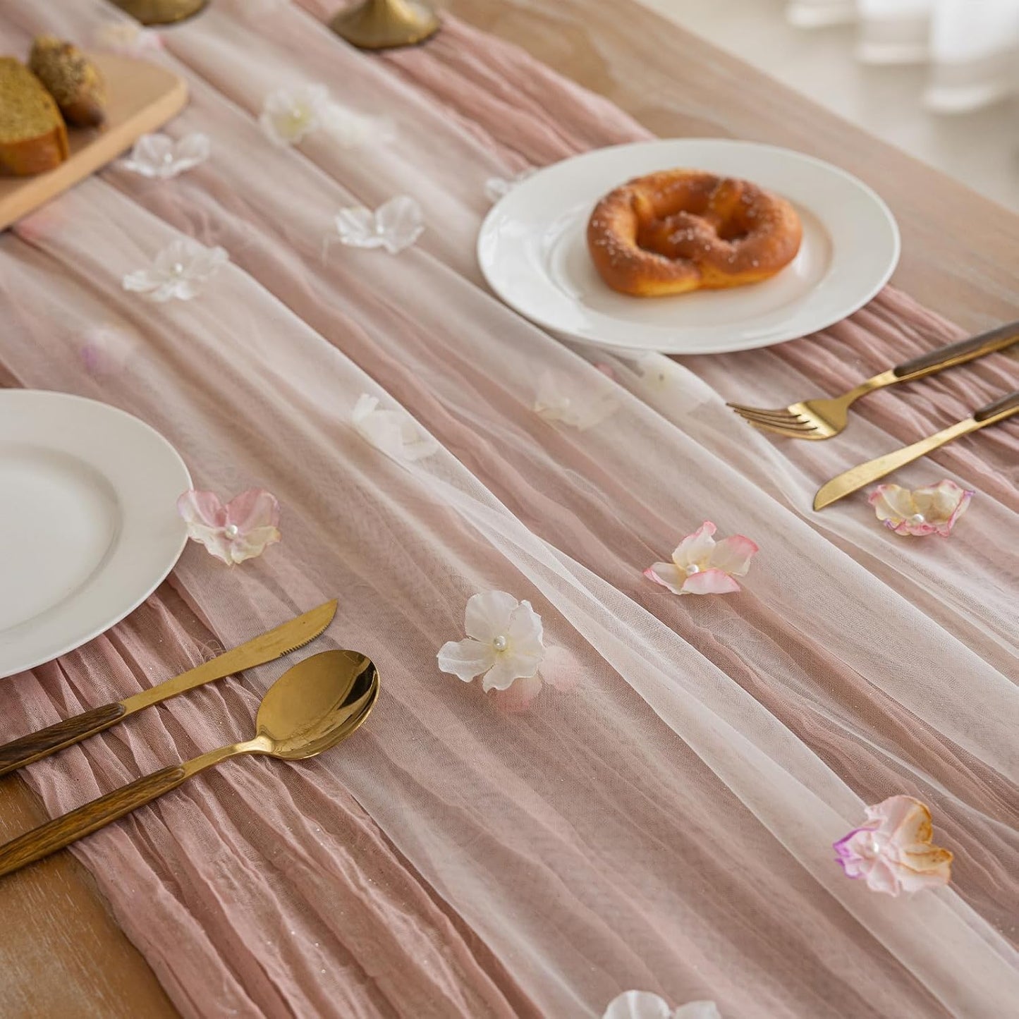 Romantic Artificial Floral Table Runner 10ft Gauze Tulle Lace Table Runner Set for Wedding Baby Shower Bridal Shower Holiday Kitchen Dining Table Decoration for Home Party Special Occasion