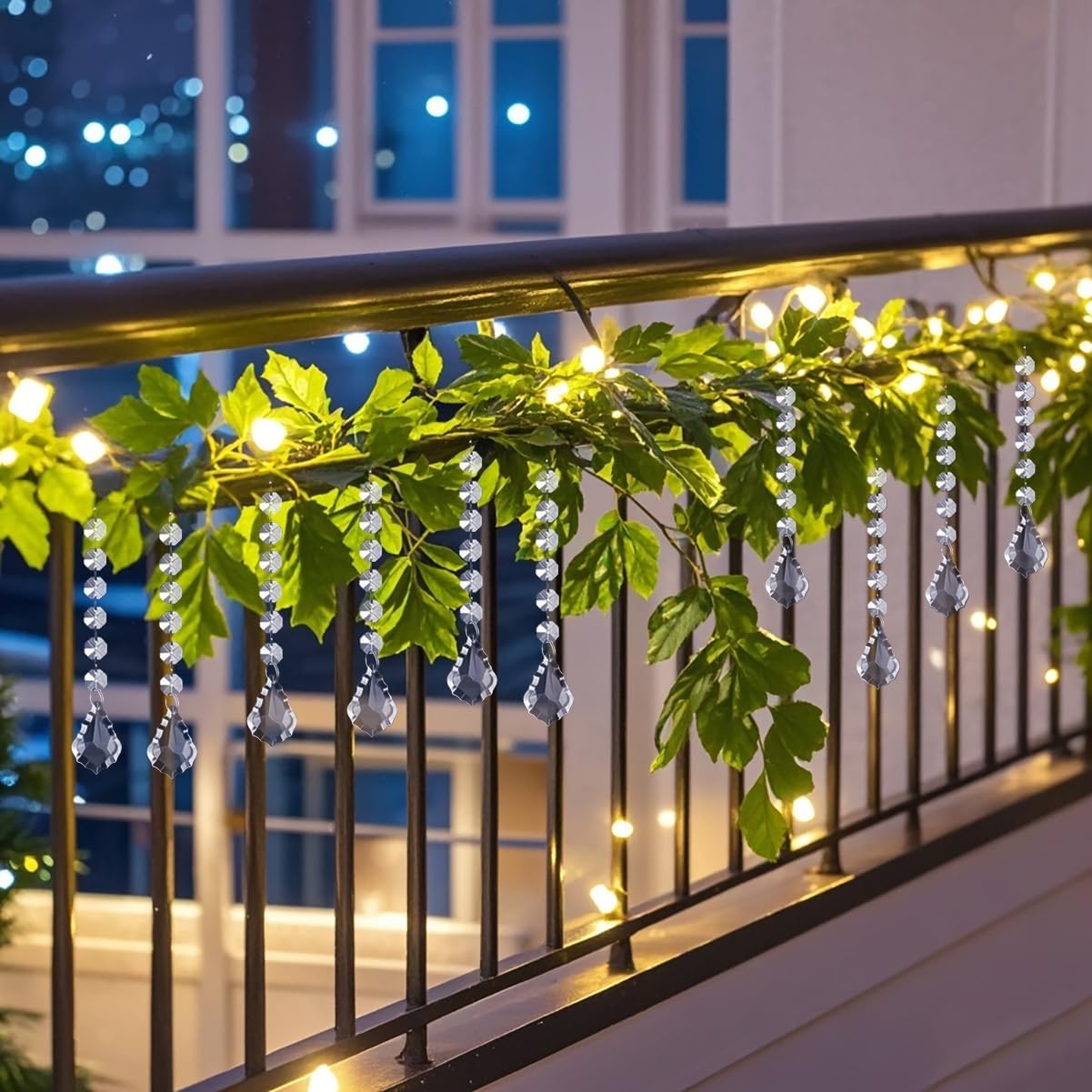 100 Pack Hanging Crystals - Clear Acrylic Prisms Pendant Ornaments for Christmas Tree, Centerpieces, Chandelier, Window & Home Decor, Ideal for Weddings, Parties Decorations (Maple Leaf)