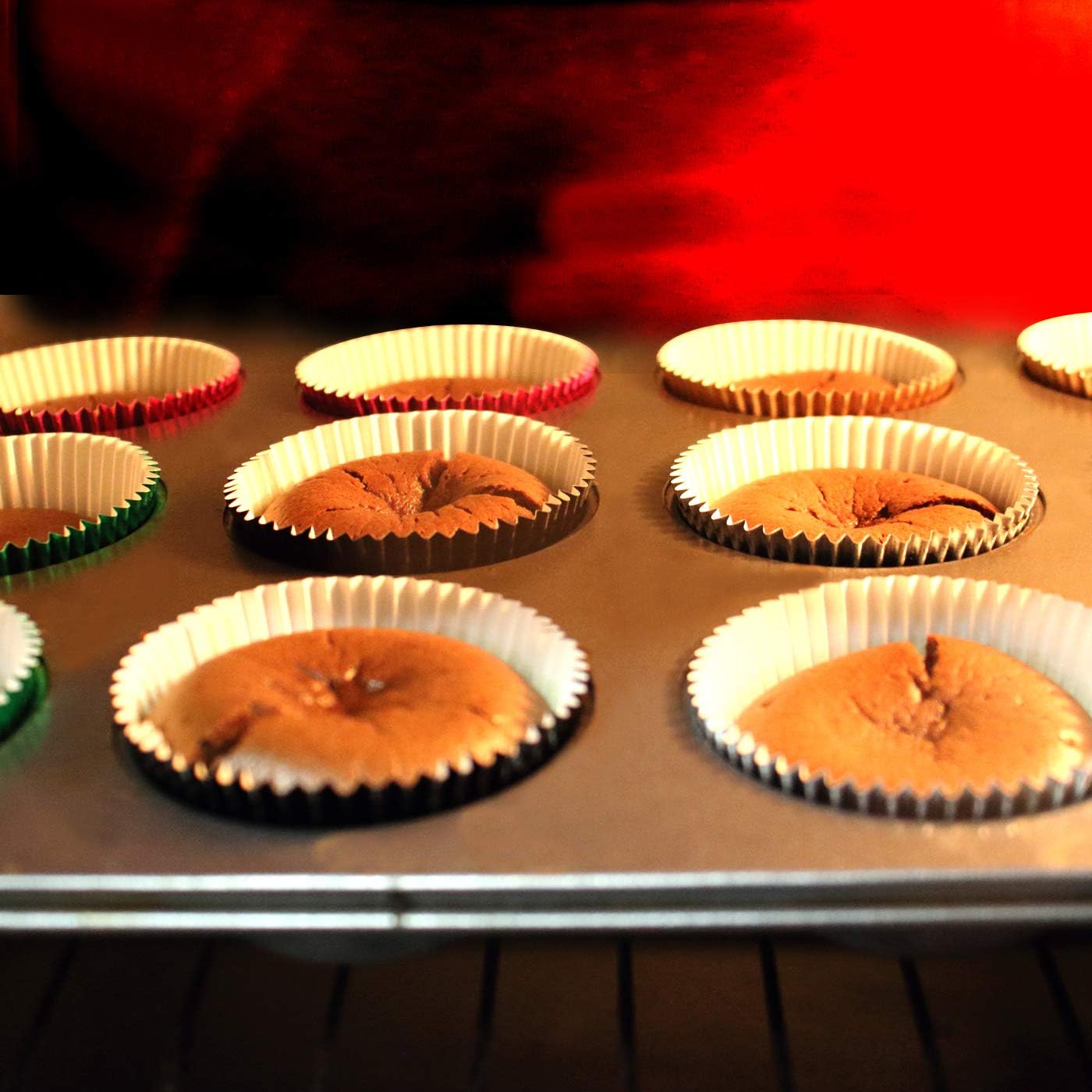 Eoonfirst Dark Purple Foil Cupcake Case Liners Valentine's Day Baking Muffin Paper Cups 200 Pcs