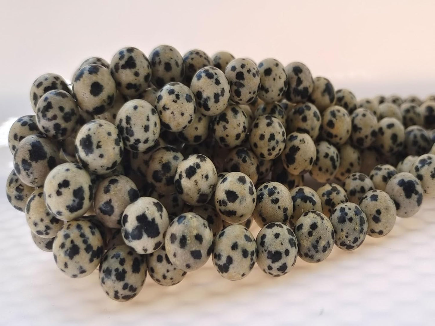 Stone Beads 6mm 140pcs Dalmation Spot Jasper Beads Round Loose Gemstones Beads for Bracelet Necklace Jewelry Making (6mm, 60609 Dalmation Spot Jasper)