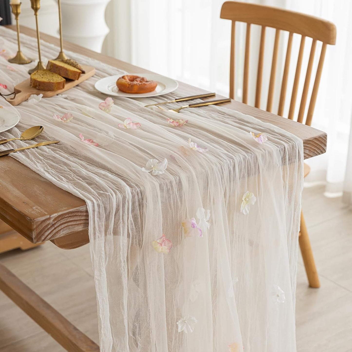 Romantic Artificial Floral Table Runner 10ft Gauze Tulle Lace Table Runner Set for Wedding Baby Shower Bridal Shower Holiday Kitchen Dining Table Decoration for Home Party Special Occasion