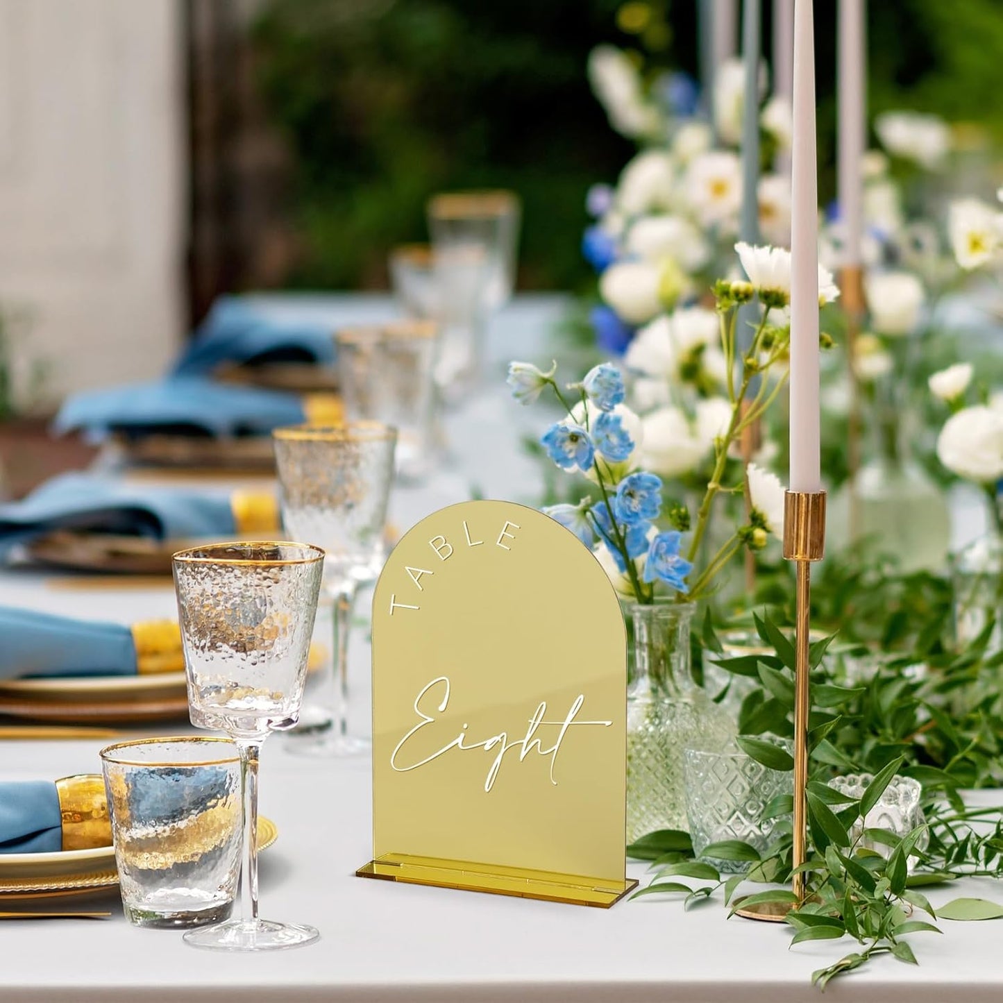 Gold Mirror Arch Wedding Table Numbers 1-25 with Stands, 5x7 Inch Acrylic Arch Sign with Holder, Gold Mirror Arched Acrylic Table Numbers for Wedding Reception(1-25, 5"x7")