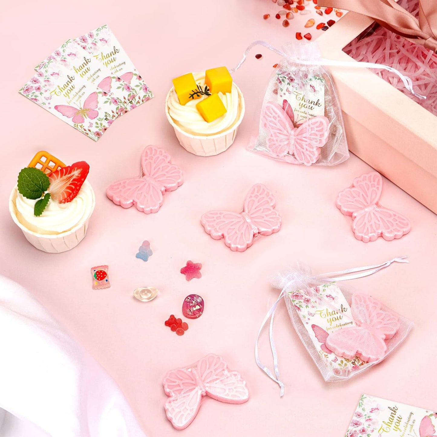 50Sets Butterfly Baby Shower Favors for Guests Butterfly Soap Favors Handmade Scented Soap with Thank You Cards Organza Bags for Gender Reveal Baptism Decorations Wedding Bridal Return Gift(50, Pink)