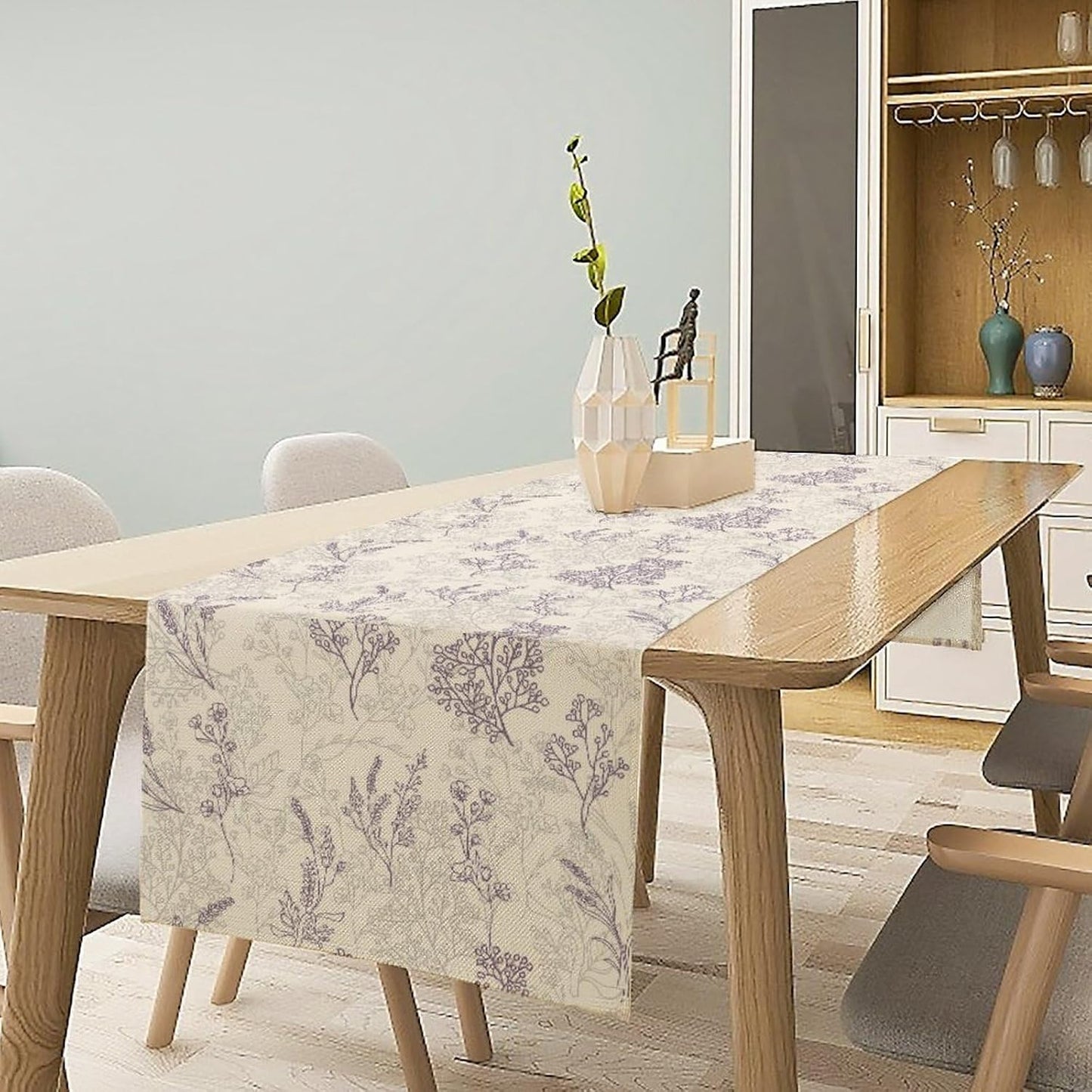 Purple Lavender Table Runner Vintage Watercolor Modern Kitchen Restaurant Decoration Suitable for Indoor and Outdoor Wedding Party Banquet Table Runner 13x120 Inch