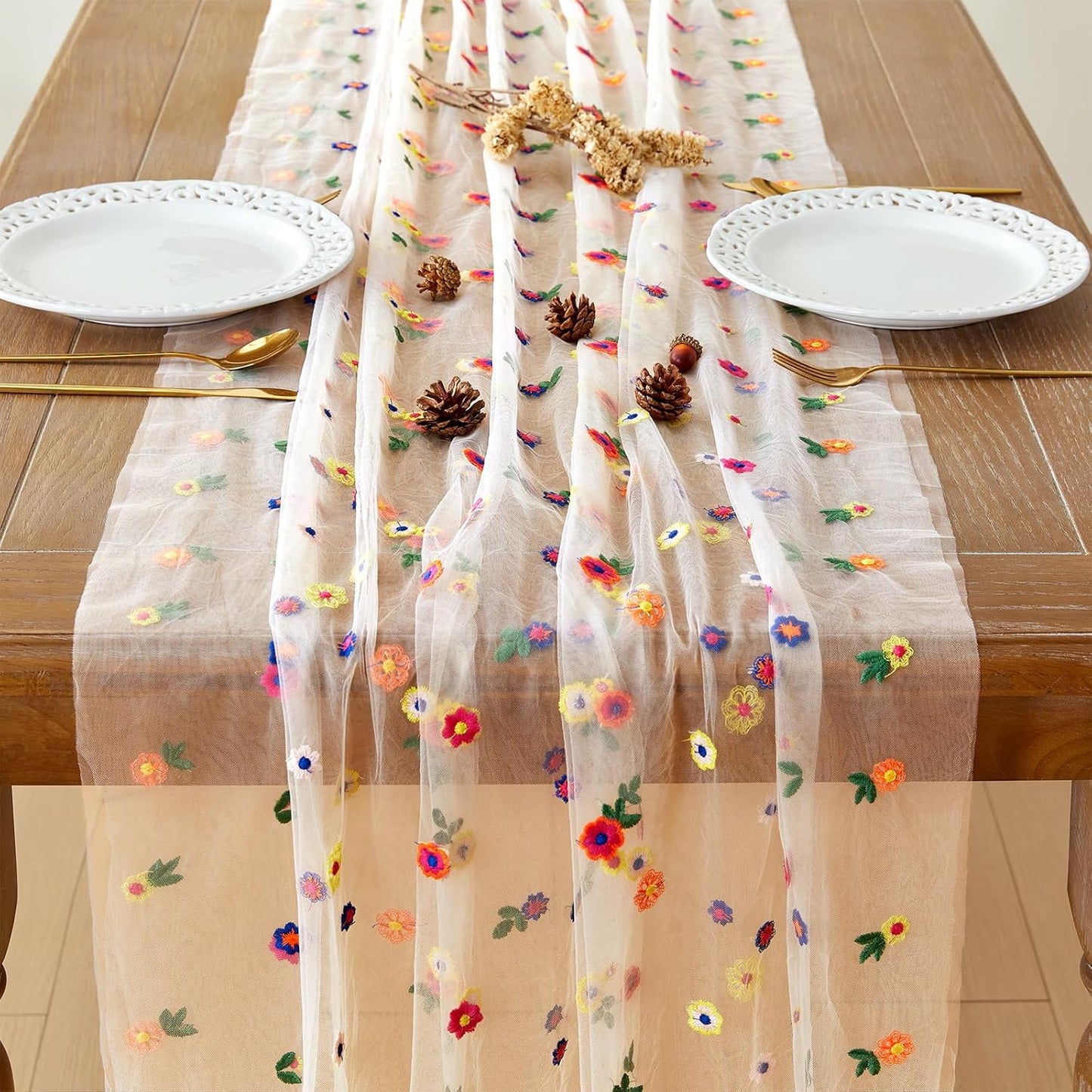 JIALE Champagne Floral Table Runner, Embroidery Daisy Seasonal Table Decorations, 120Inch 10FT 1PC Gold Tulle Fabric for Home Decor, Bridal Shower Wedding, Baby Shower Parties, DIY Craft