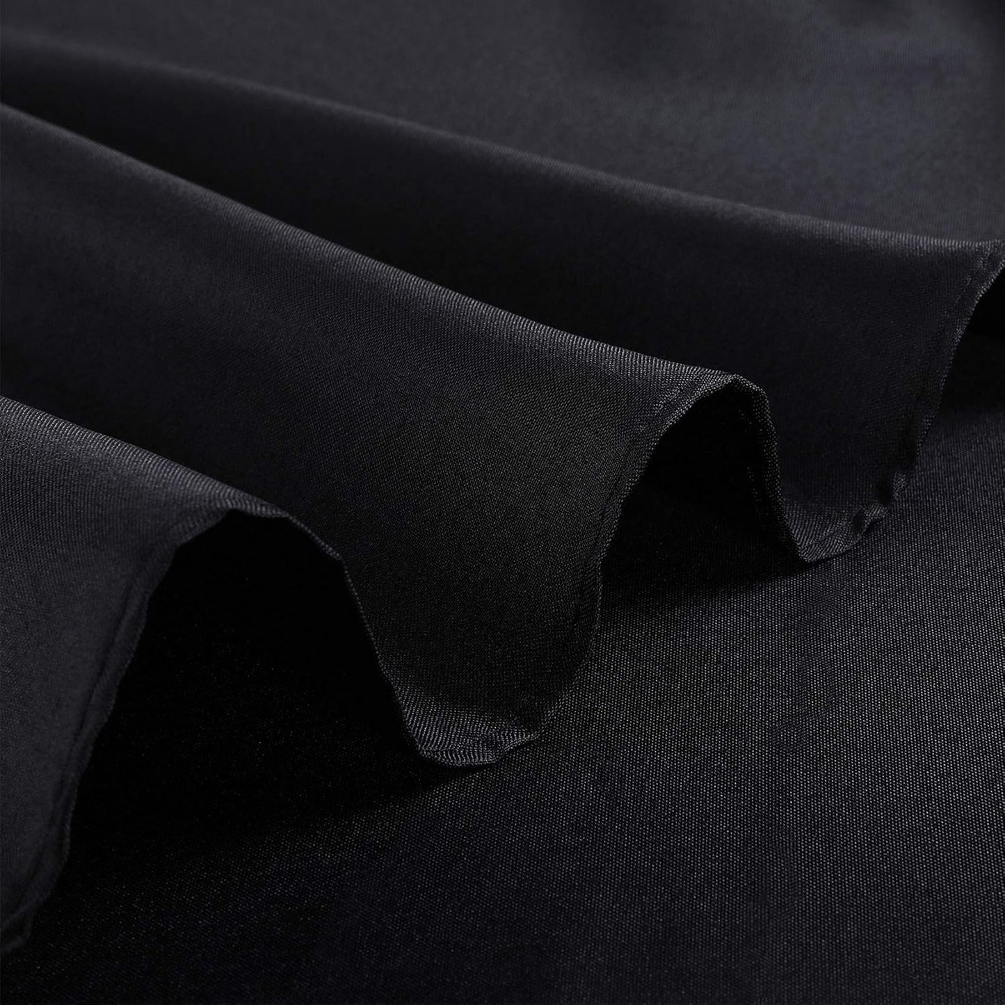 Ascoza 2pack 60 Inch Black Rectangular Tablecloth in Polyester Fabric for Wedding/Banquet/Restaurant/Parties