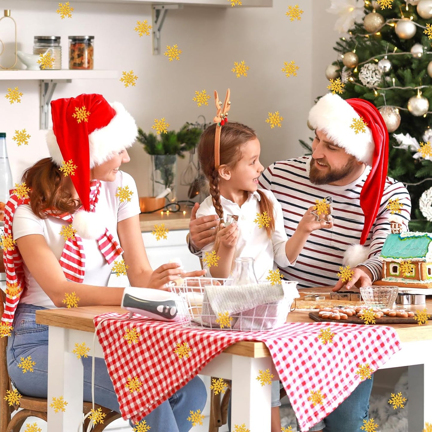 MARFOREVER Christmas Snowflake Glitter Confetti, Gold Snowflake Paper Confetti Winter Snow Sprinkles Sequins Table Centerpiece for Winter Wonderland Xmas Holiday Wedding Party Supplies Decorations