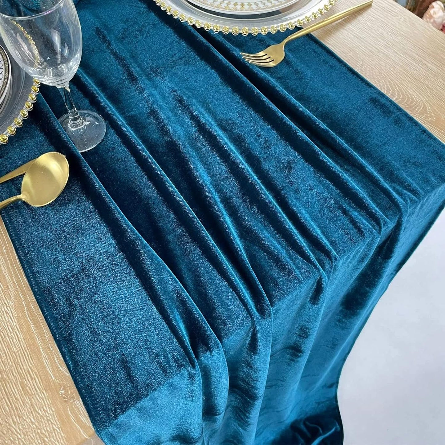 Luxurious Velvet Table Runner, 10ft Wedding Reception Decorations, 20x120inch Soft Velvet Fabric, Table Linen Overlay, Wedding Table Runners (Teal Blue, 20X120inch, 2pack)