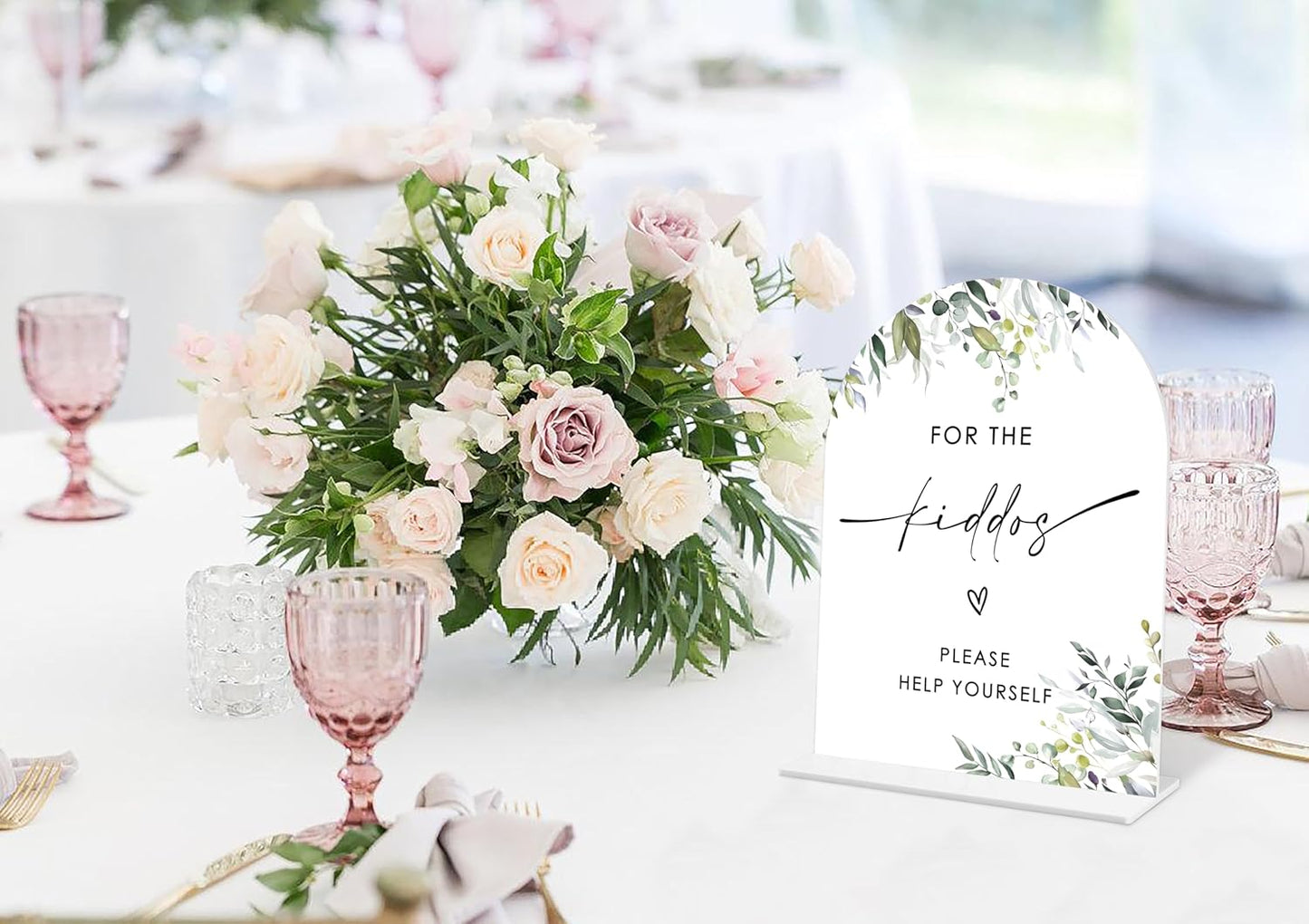 Greenery For the Kiddos Favors Sign, 6 x 8 Inch White Arch Acrylic Wedding Sign with Holder, Wedding Sign for Ceremony and Reception, Wedding Decoration, Wedding Supplies - LY27