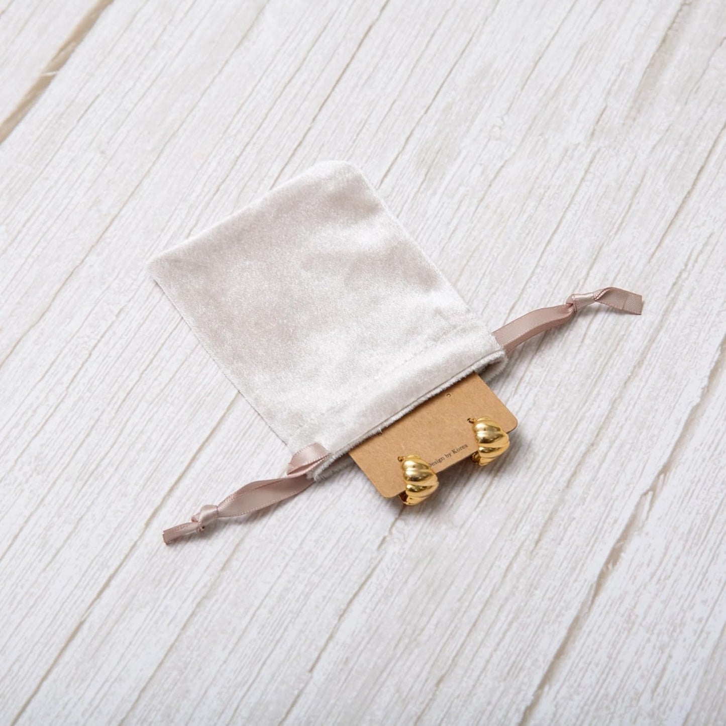 QIANF 12pcs Light Champagne Velvet Drawstring Bags 3x4 inches Glossy Small Velvet Cloth Gift Bags Jewelry Pouches for Storage Wedding Party Favor Christmas