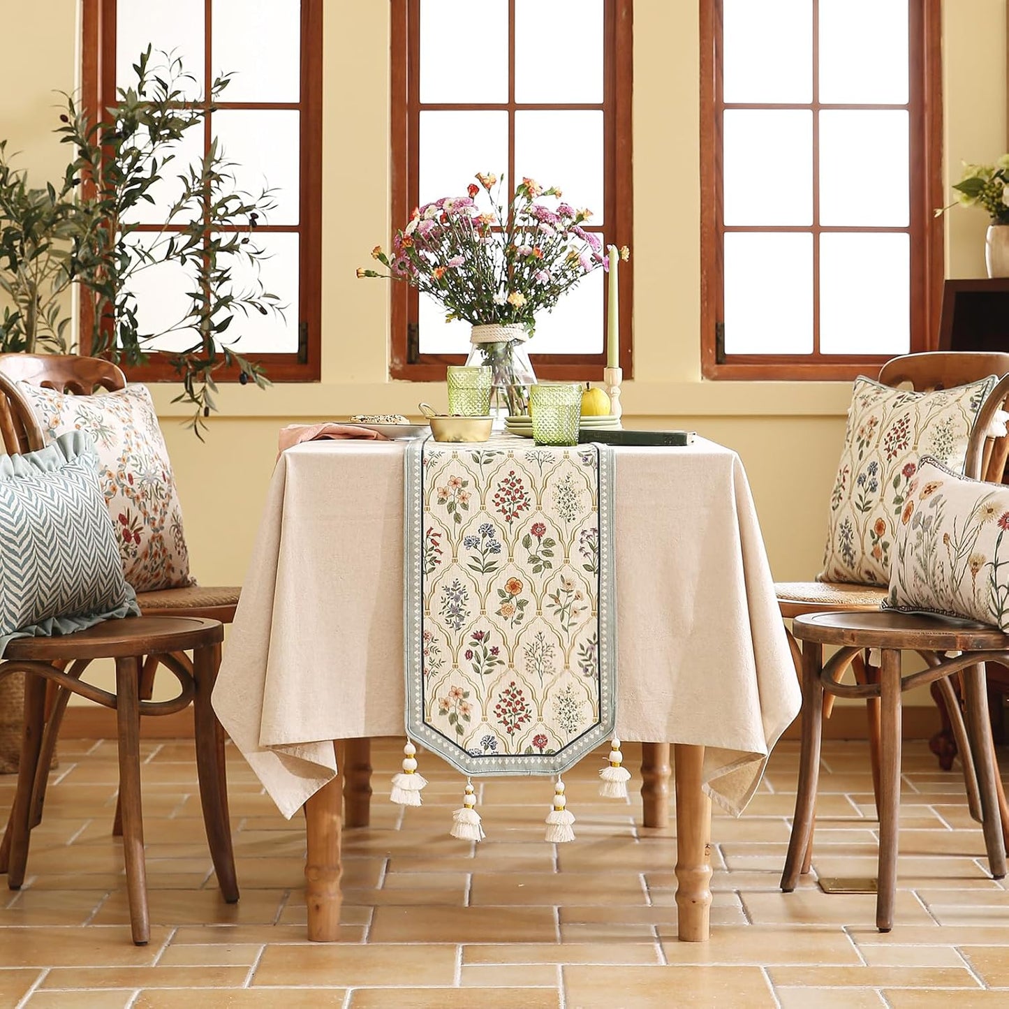 ISAENNE Designer Vintage Elegant Linen Table Runner 102 Inches Long,Colorful Wildflower Pattern Runner,Decor Table Runners for Dining Tables,Thanksgiving,Christmas,Banquet,12"*102"-Serenity B