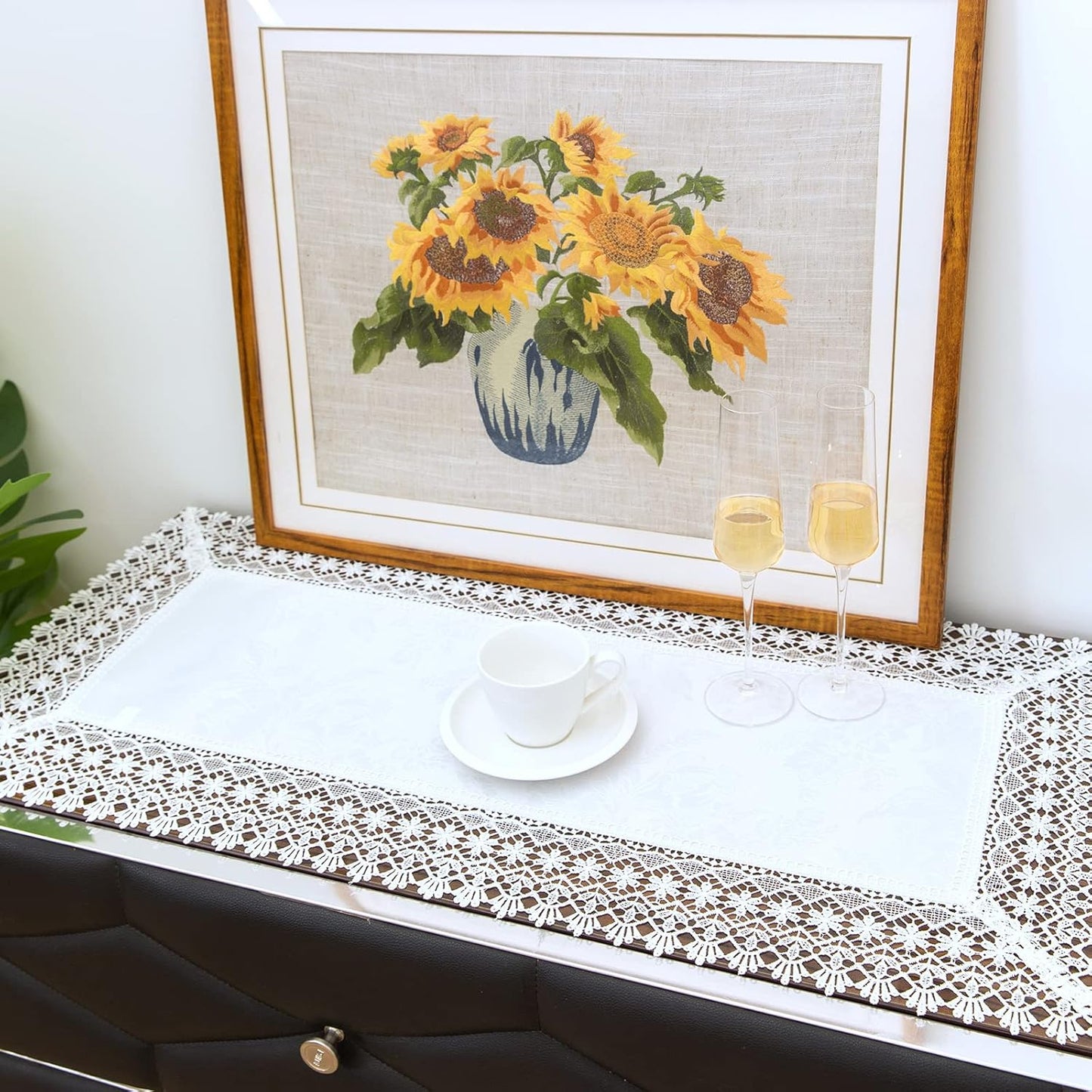 White lace Premium Rectangle Farmhouse Table Runner Waterproof OilProof SpillProof AntiShrink Soft Wrinkle Resistant Decorative Fabric Table Cover Kitchen Dinning Party Wedding Banquet