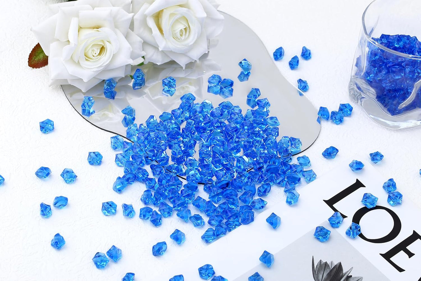 LAIDANLA 500PCS Blue Acrylic Gems Vase Fillers Fake Ice Cubes Plastic Diamonds Fake Crushed Rocks for Centerpiece DIY Party Table Scatter Prop Wedding Decoration Accessories