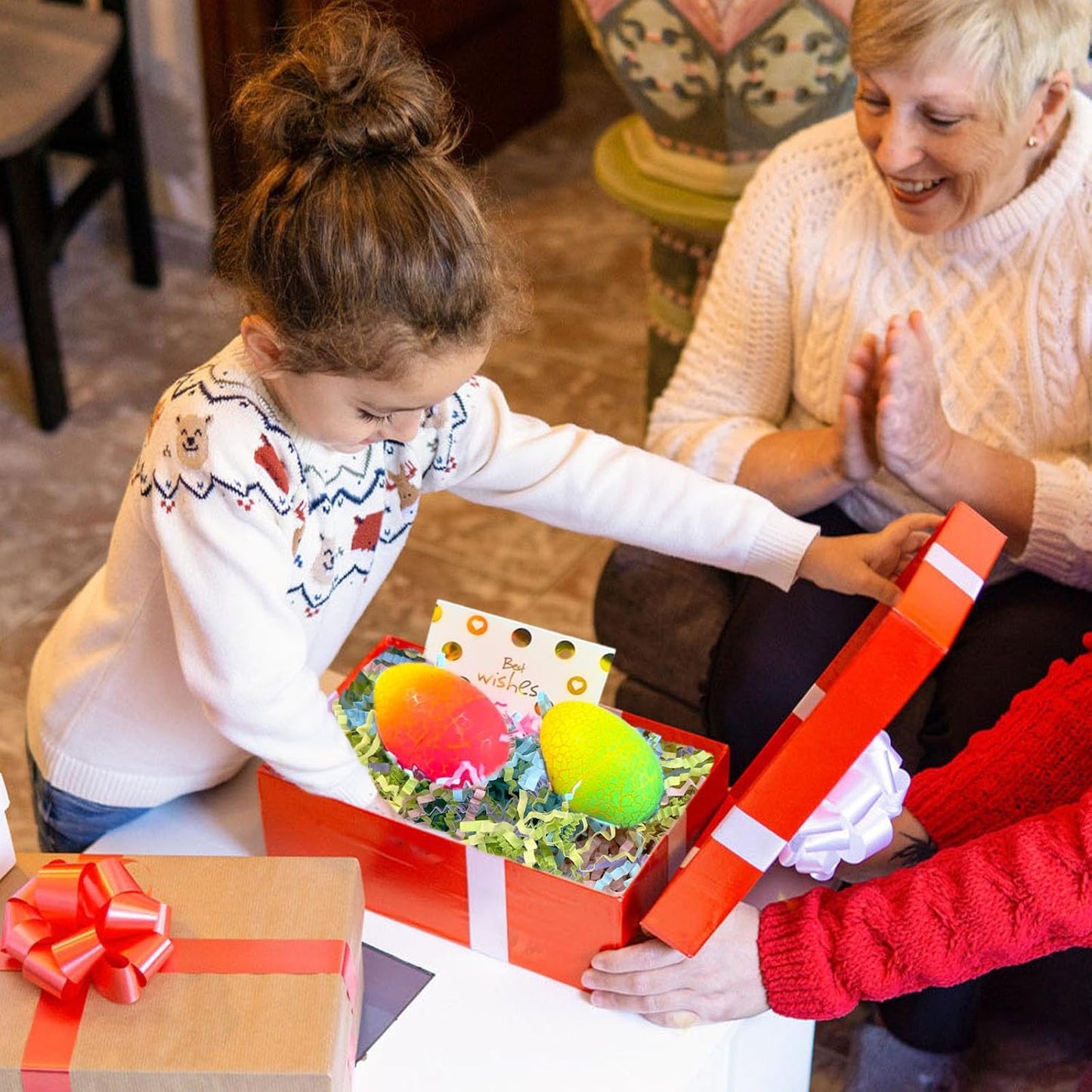 Zankubom 1LB Crinkle Cut Paper Shred Filler Great for Gift Wrapping, Basket Fillers, Birthday, Gift Wrapping, Anniversary, Halloween Christmas Party Decor Filling Supplies Easter