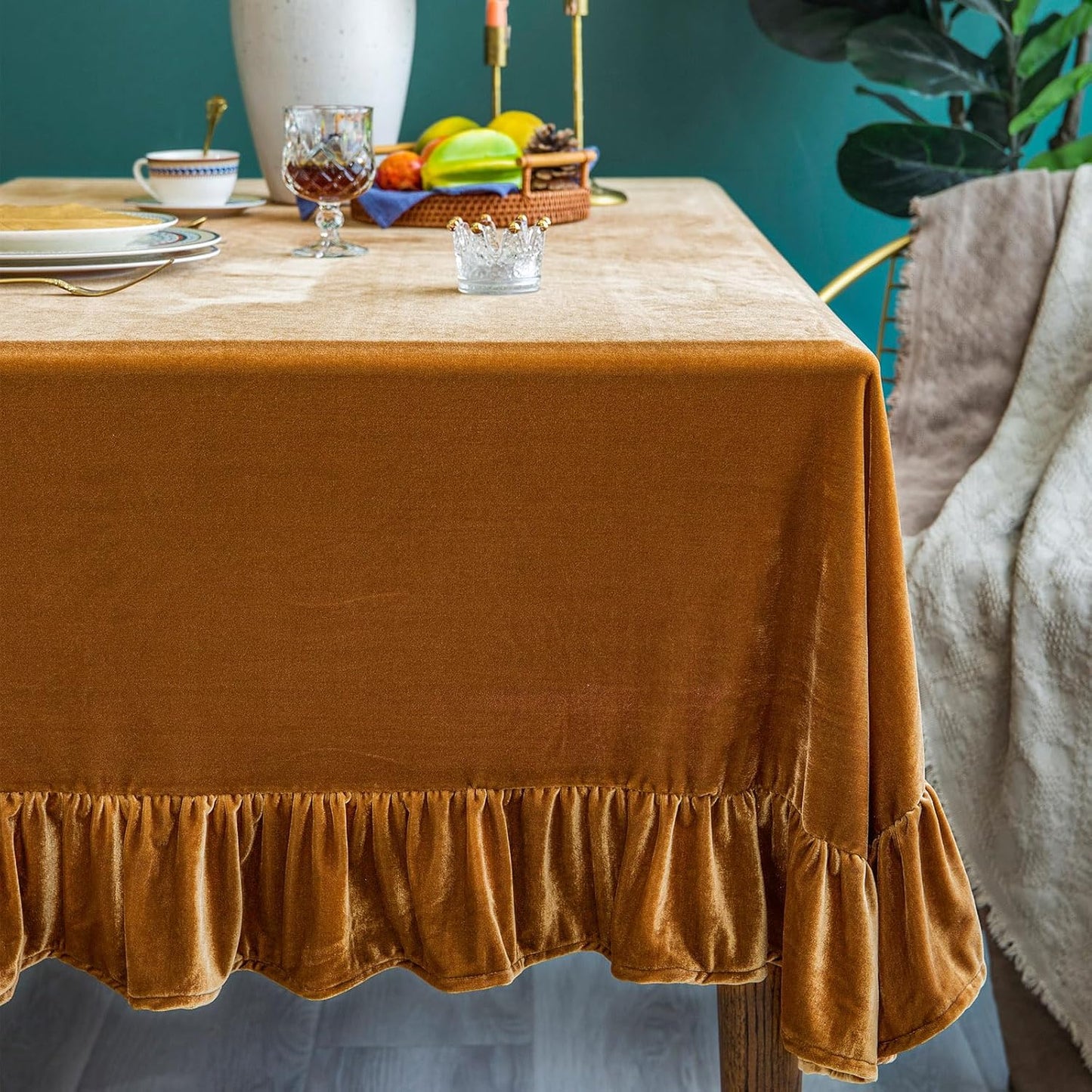Velvet Tablecloth Luxurious Solid Rectangle Table Cloth,Oblong Retro Farmhouse Ruffle Tablecloths Washable Table Cover for Party Wedding Baby Shower Kitchen Dinning Tabletop Decoration