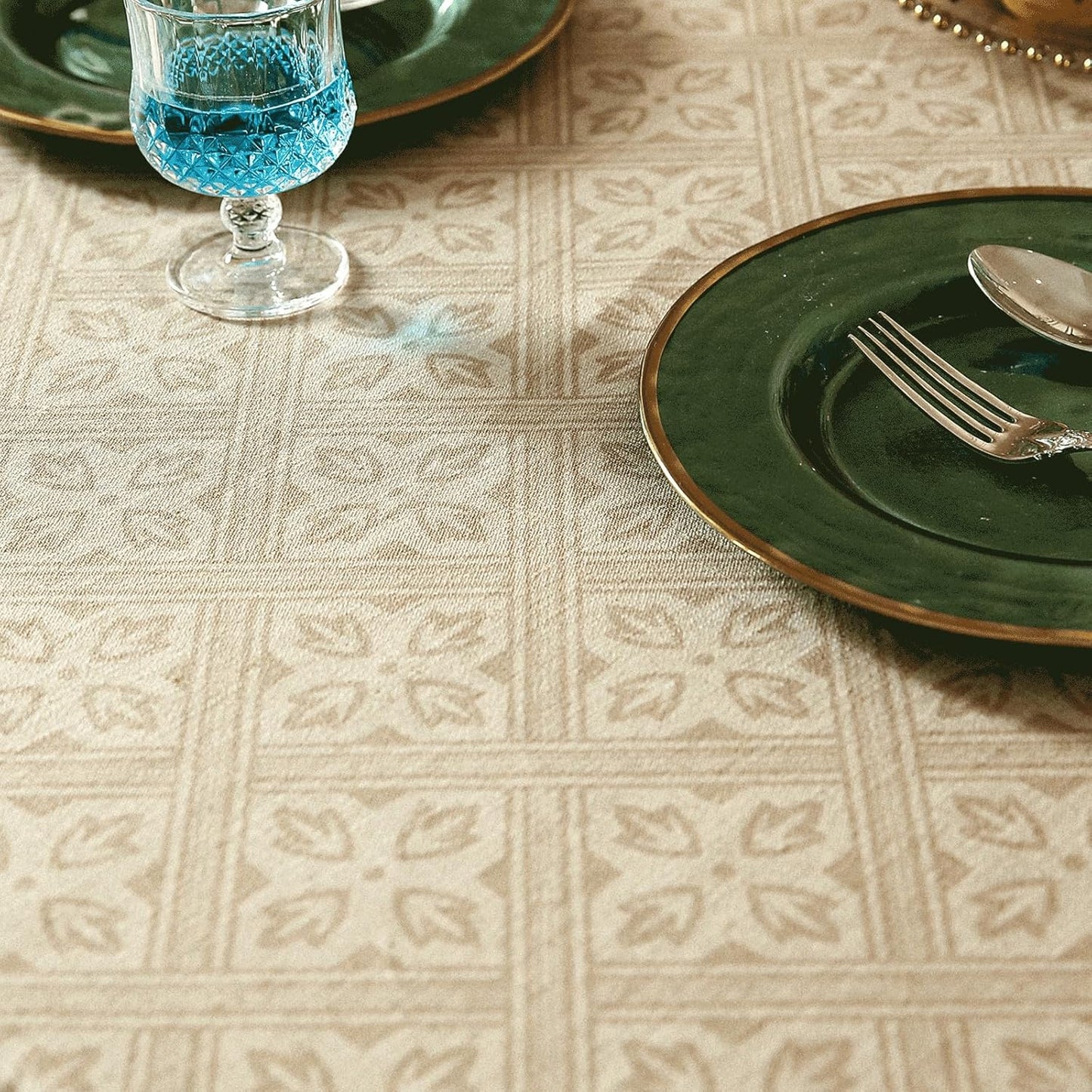 patdrea Designer French Rectangular Tablecloth,Beige Anti-Wrinkle Durable Floral Farmhouse Table Cloth,Decor Tables Covers for Kitchen Dining,Tea Party,Christmas,Thanksgiving,55"x87"-Fram