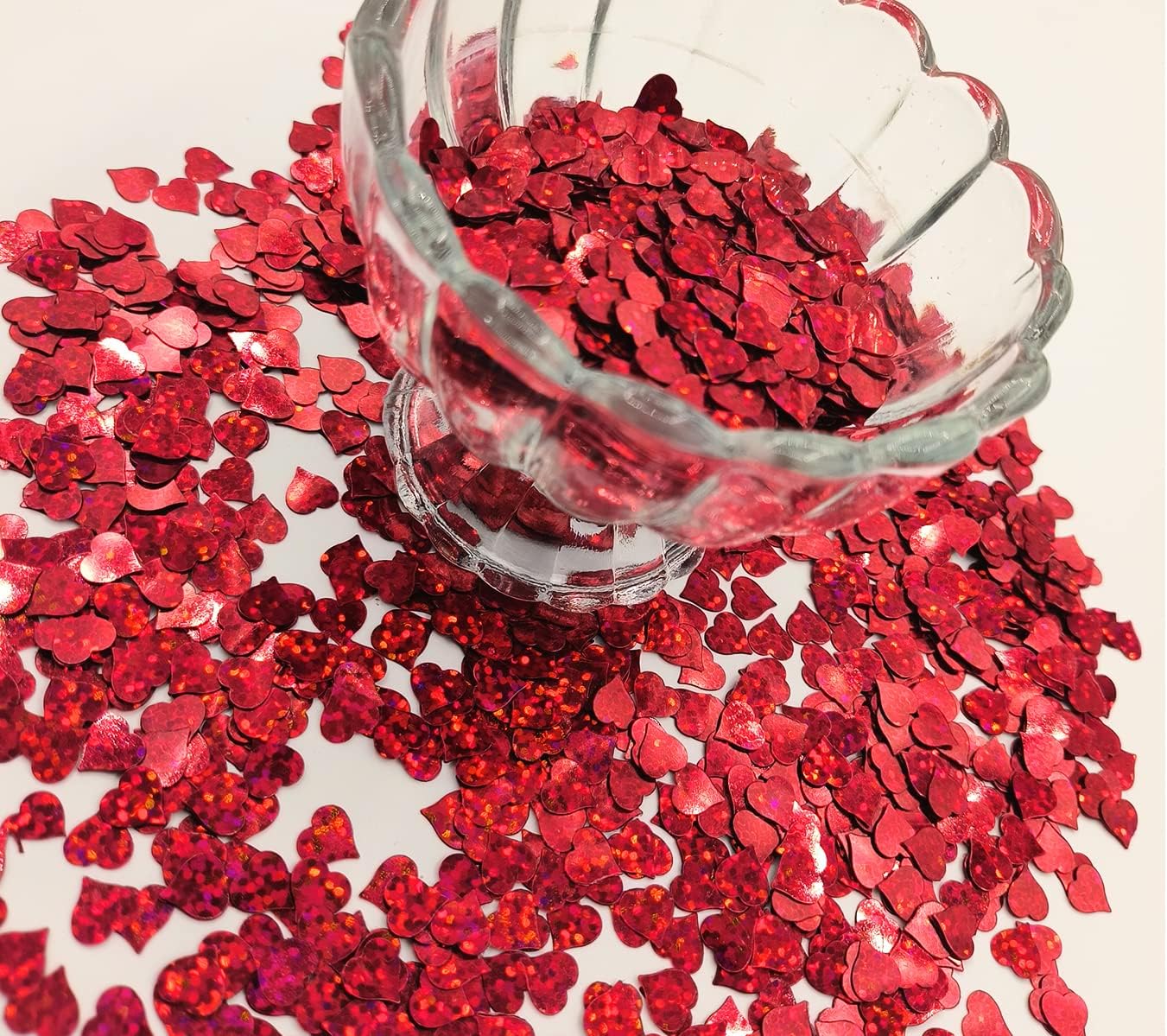 4000Pcs Hearts Shape Glitter Cute Sprinkle Party Confetti Table Decoration for Valentine's Day, Celebration, Wedding, Engagement Supplies (Red Hearts)