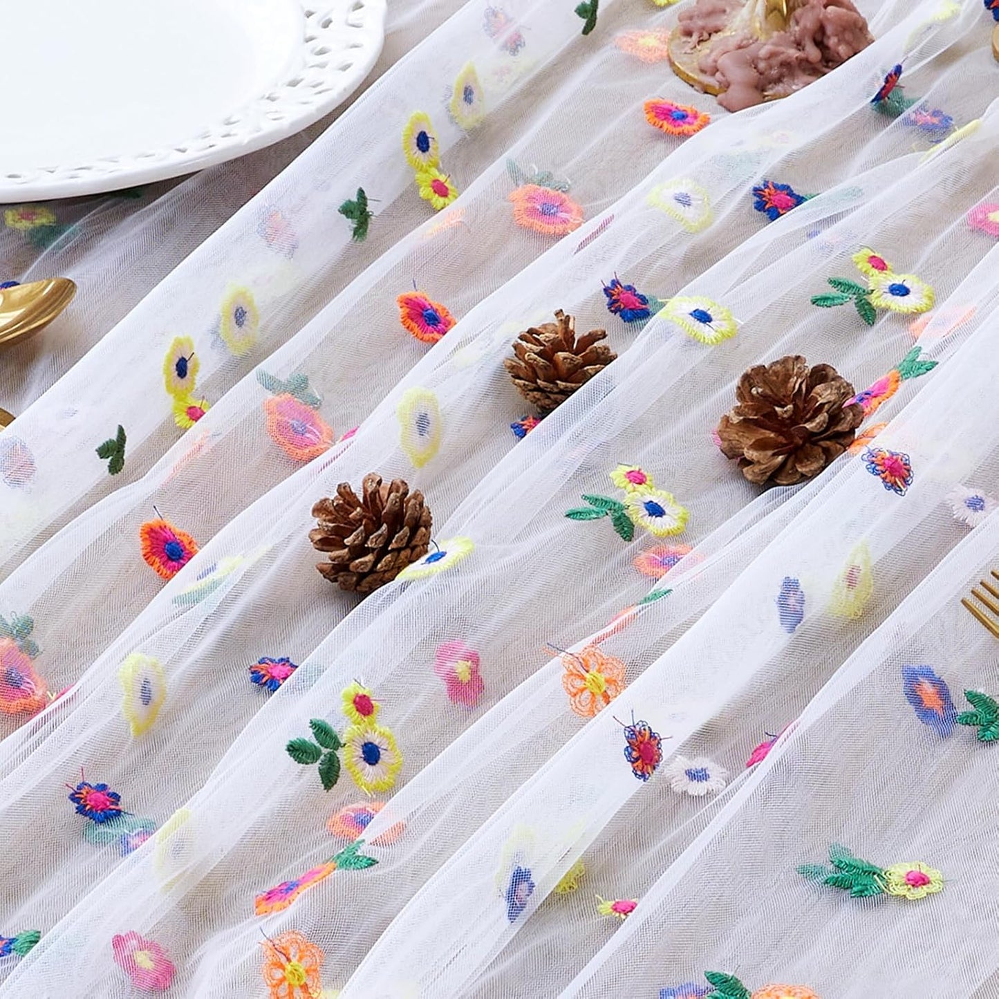 JIALE Ivory Floral Table Runner, Embroidery Daisy Seasonal Table Decorations, 120Inch 10FT 1PC Tulle Fabric for Home Decor, Bridal Shower Wedding, Baby Shower Parties, DIY Craft