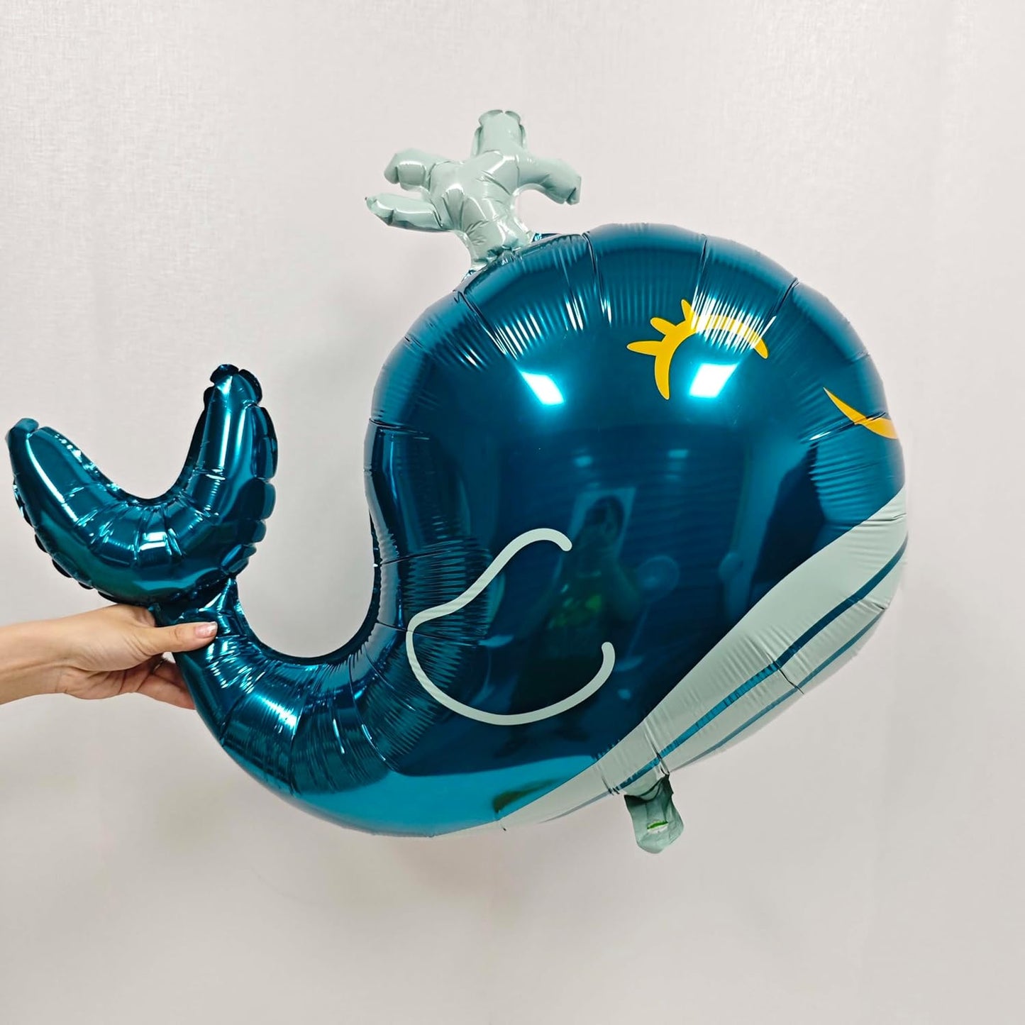 2Pcs Cute Whale Balloons Blue Spouting Whale Shape Mylar Foil Balloon Under The Sea Decorations Ocean Animal Fish Balloons For baby shower party Ocean Birthday Themed Party Decorations