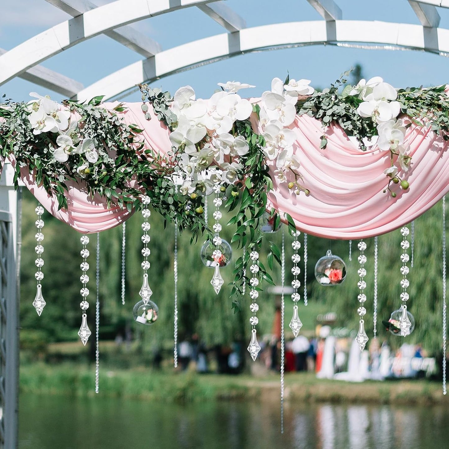 Nuenen 100 Pcs Acrylic Hanging Crystals for Centerpieces Chandelier Clear Crystal Garland Strands Ornament Acrylic Clear Beads Prisms Pendant for Christmas Tree Window Home Decoration(Lantern)