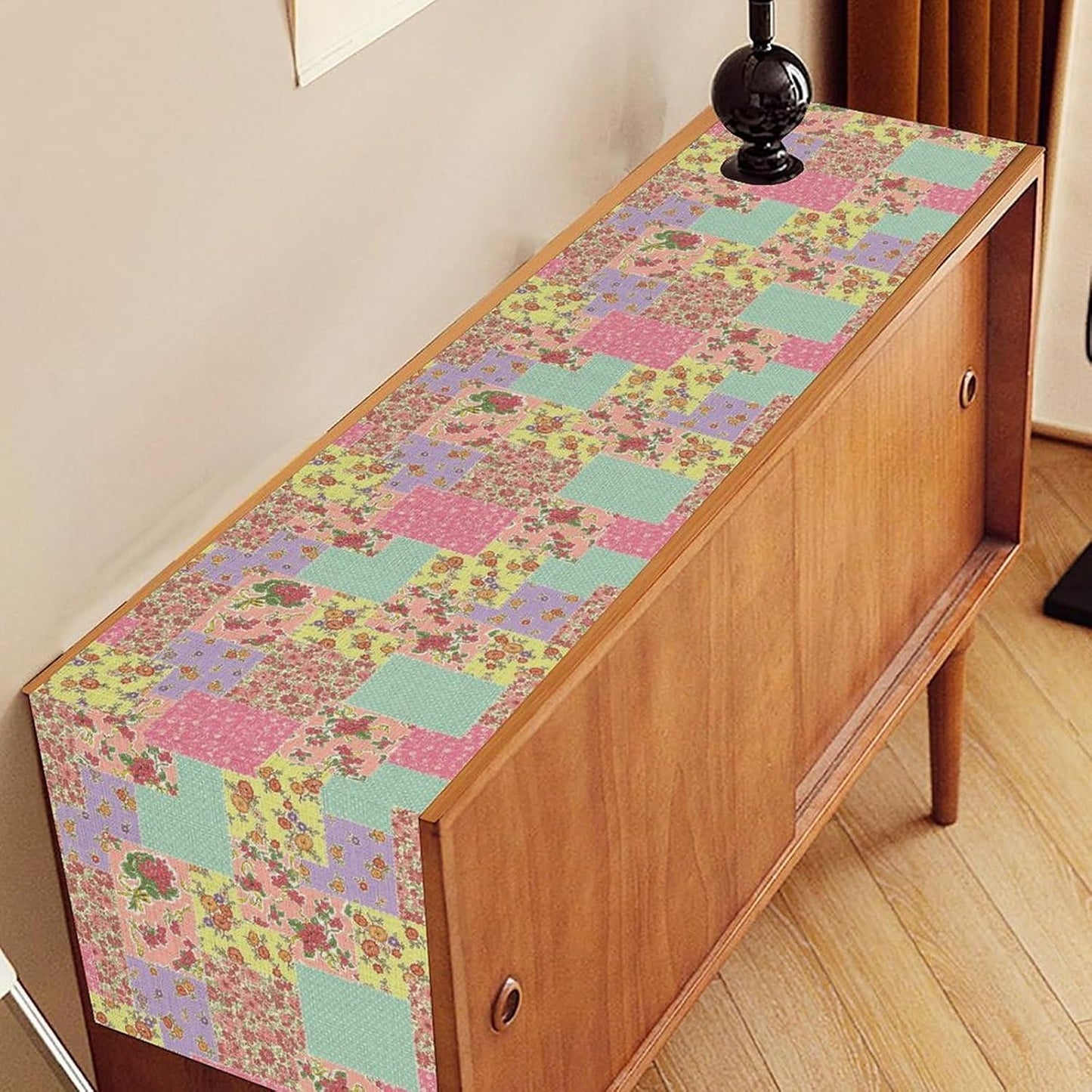 Boho Patchwork Table Runner, Vintage Farmhouse Colorful Wildflowers Bohemian Paisley Flower Table Center Decor for Home Kitchen Dining Patio Holiday Party Indoor Table Decorations, 13"x36" Inch