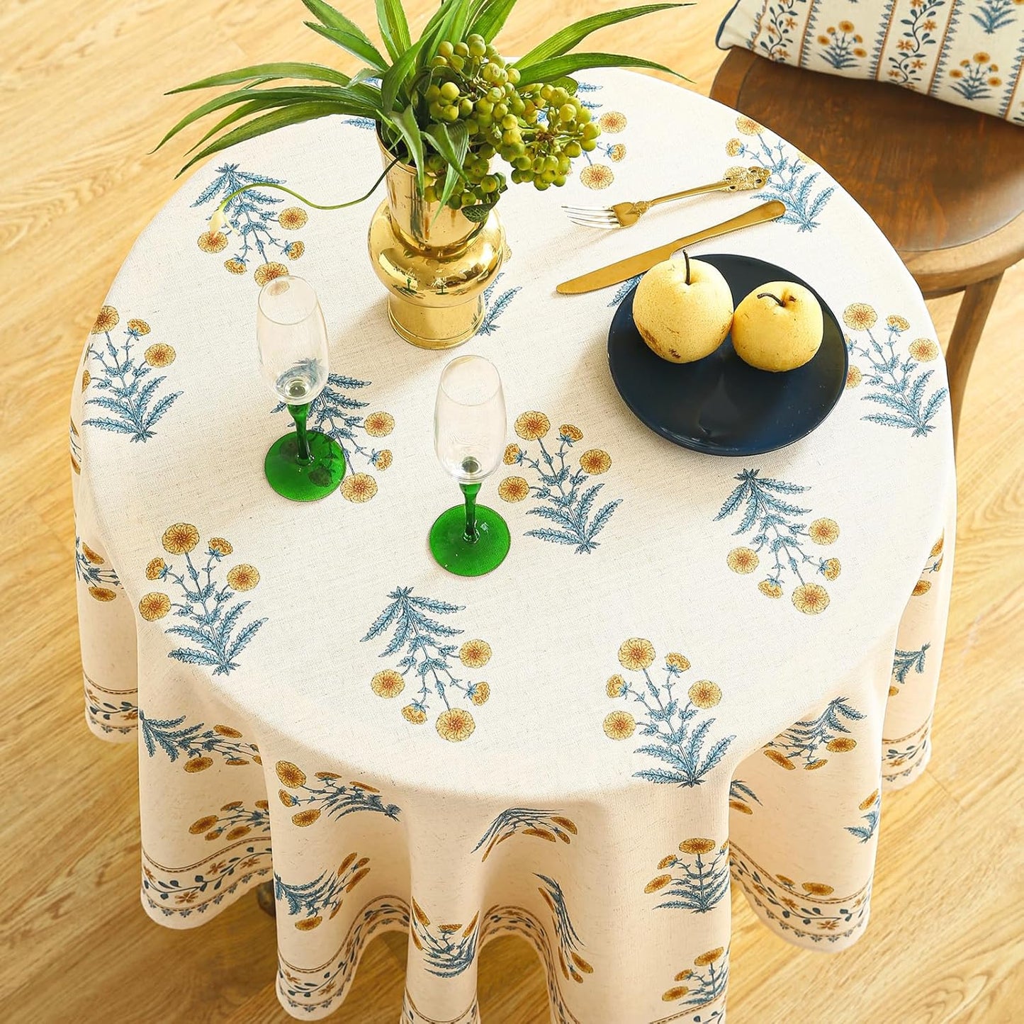 ISAENNE Designer French Pale Yellow Small Round Tablecloth,Linen Floral Table Cloth,Wrinkle Resistant Decor Tablecloths for Dining Thanksgiving Banquet Kitchen Party,Diameter 55"-Estevan A