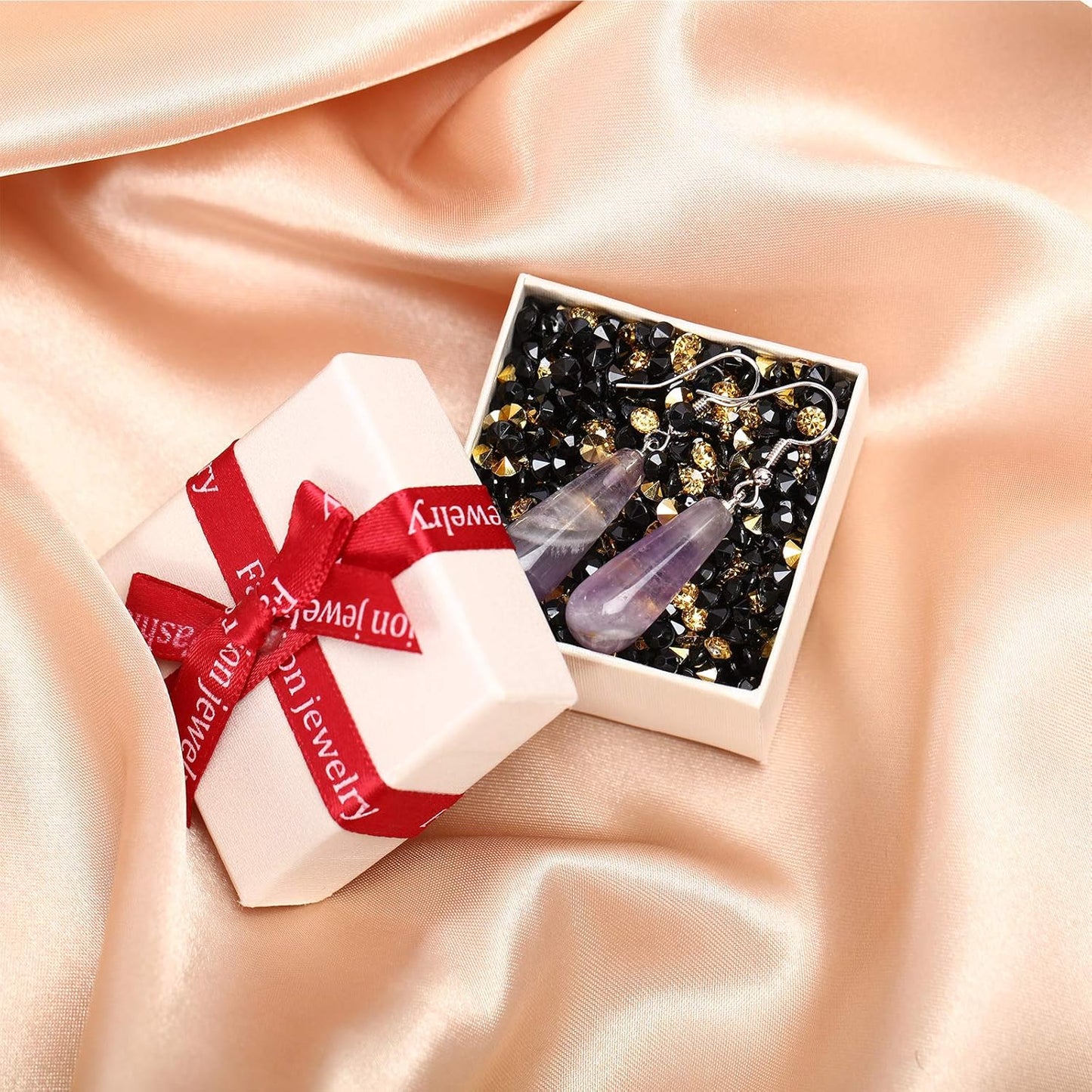 10000 Clear Wedding Table Scatter Confetti Crystals Acrylic Diamonds Rhinestones for Table Centerpiece Decorations Wedding Decorations Bridal Shower Decorations Vase Beads (Gold and Black, 4 mm)